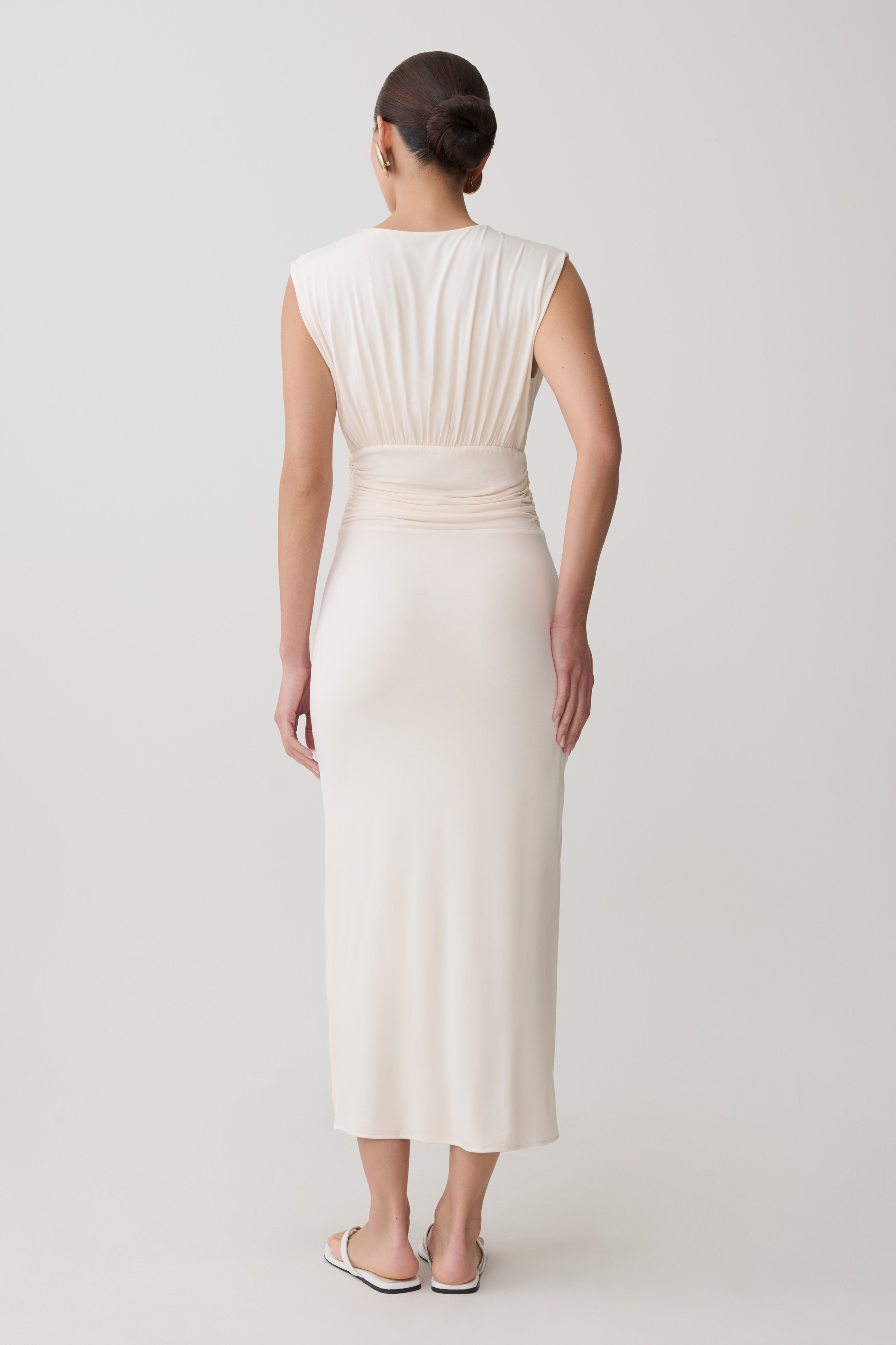 Kura Ruched Modal Sleeveless Midi Dress in Ivory – Chic&Drifts
