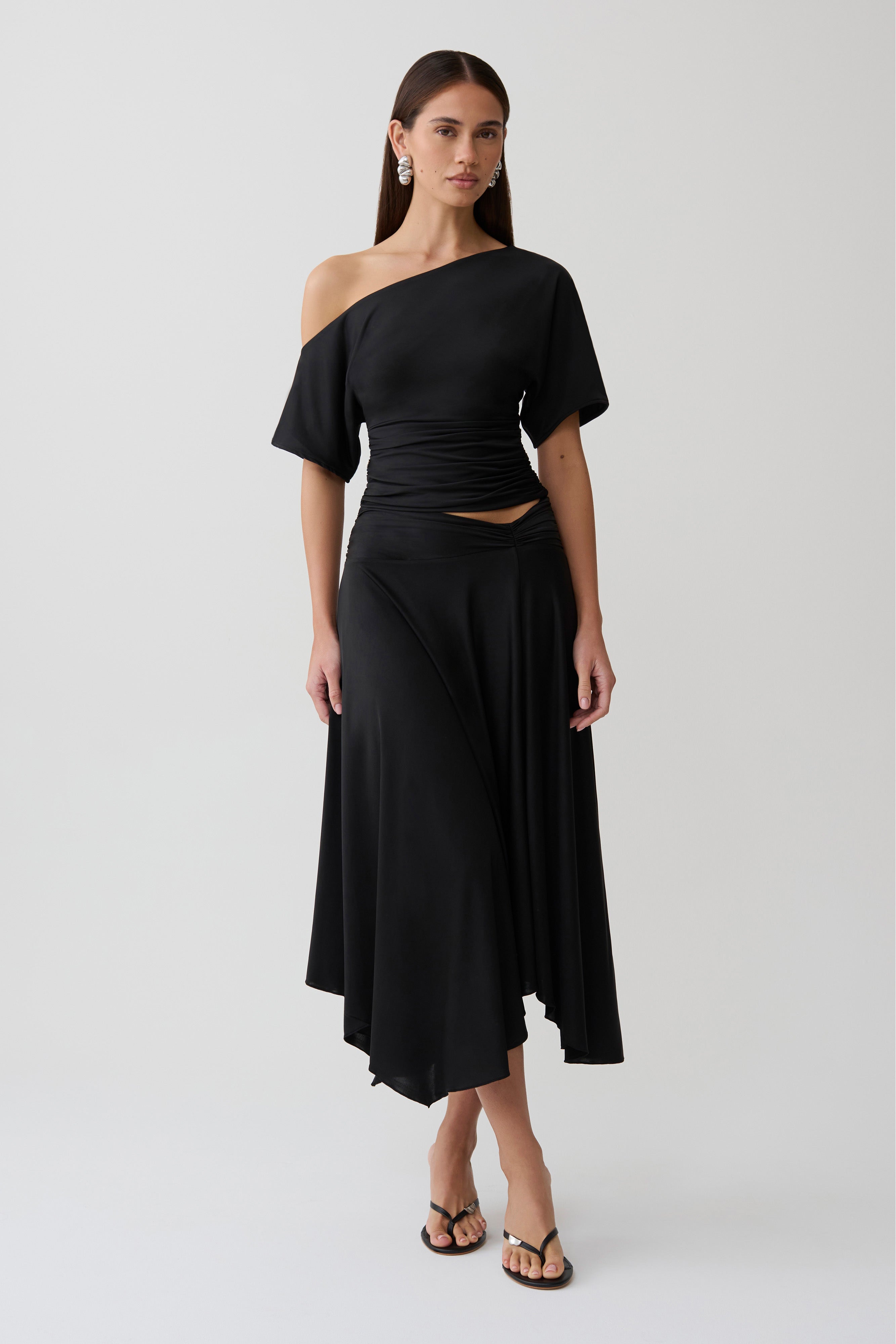 Luu Slinky Midi Skirt in Black – Chic&Drifts