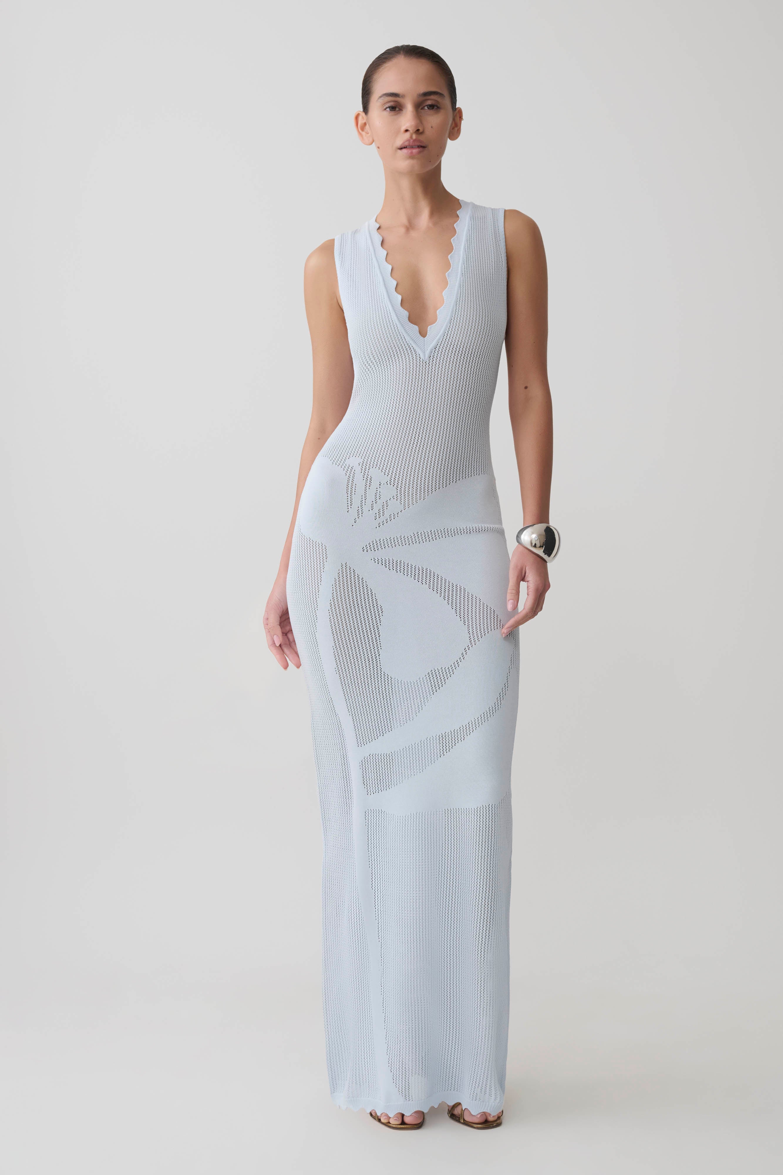 Pippa Floral Knit Maxi Dress in Light Blue – Chic&Drifts