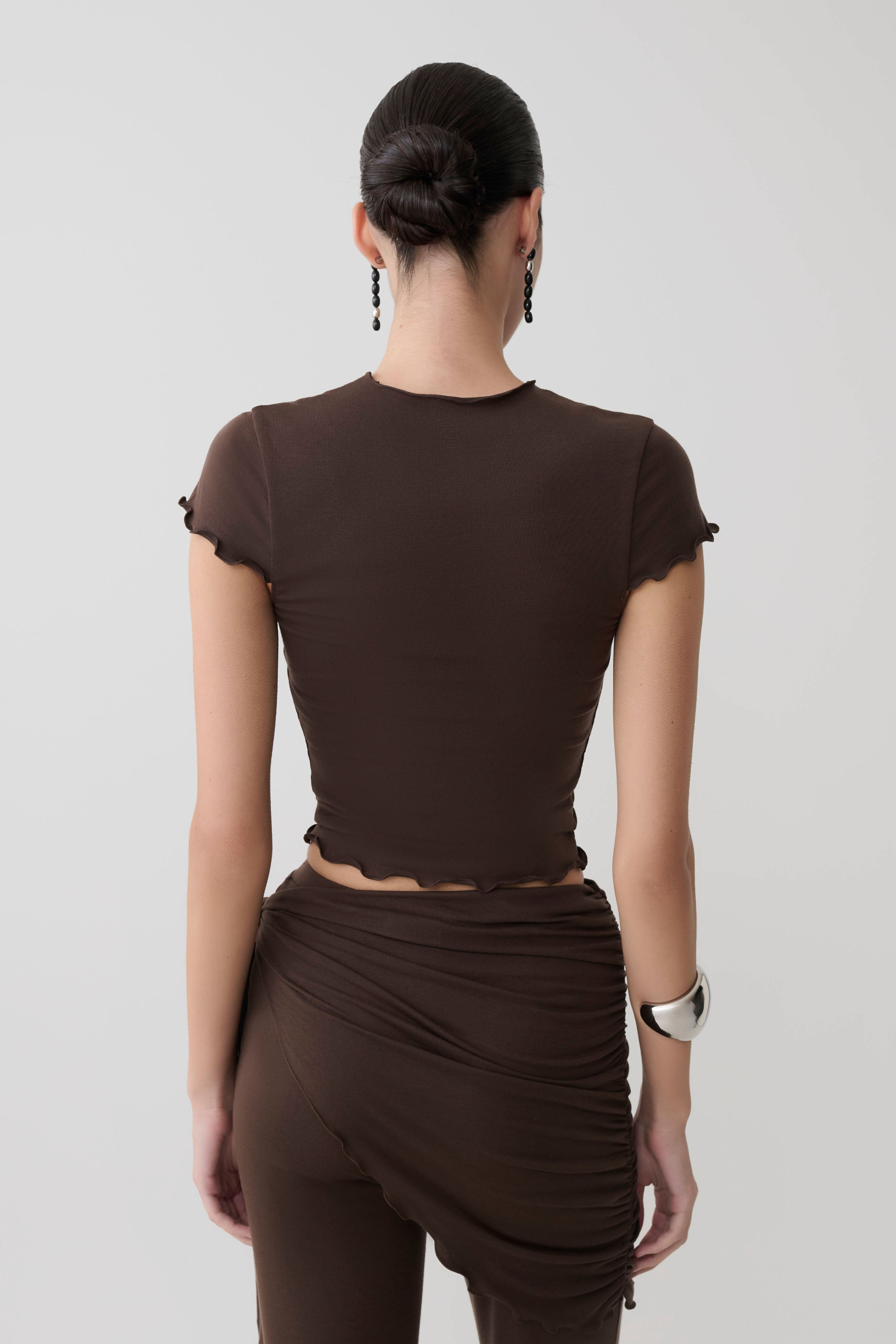 Anfie High Neck Top With Piping Detail in Dark Chocolate – Chic&Drifts