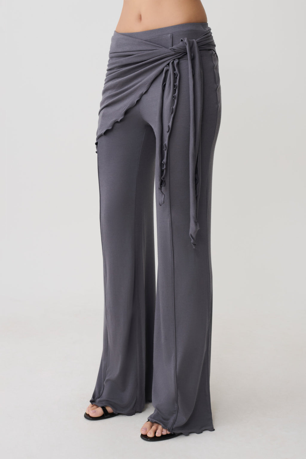 Anfie Straight Leg Pants With Waist Wrap in Grey – Chic&Drifts