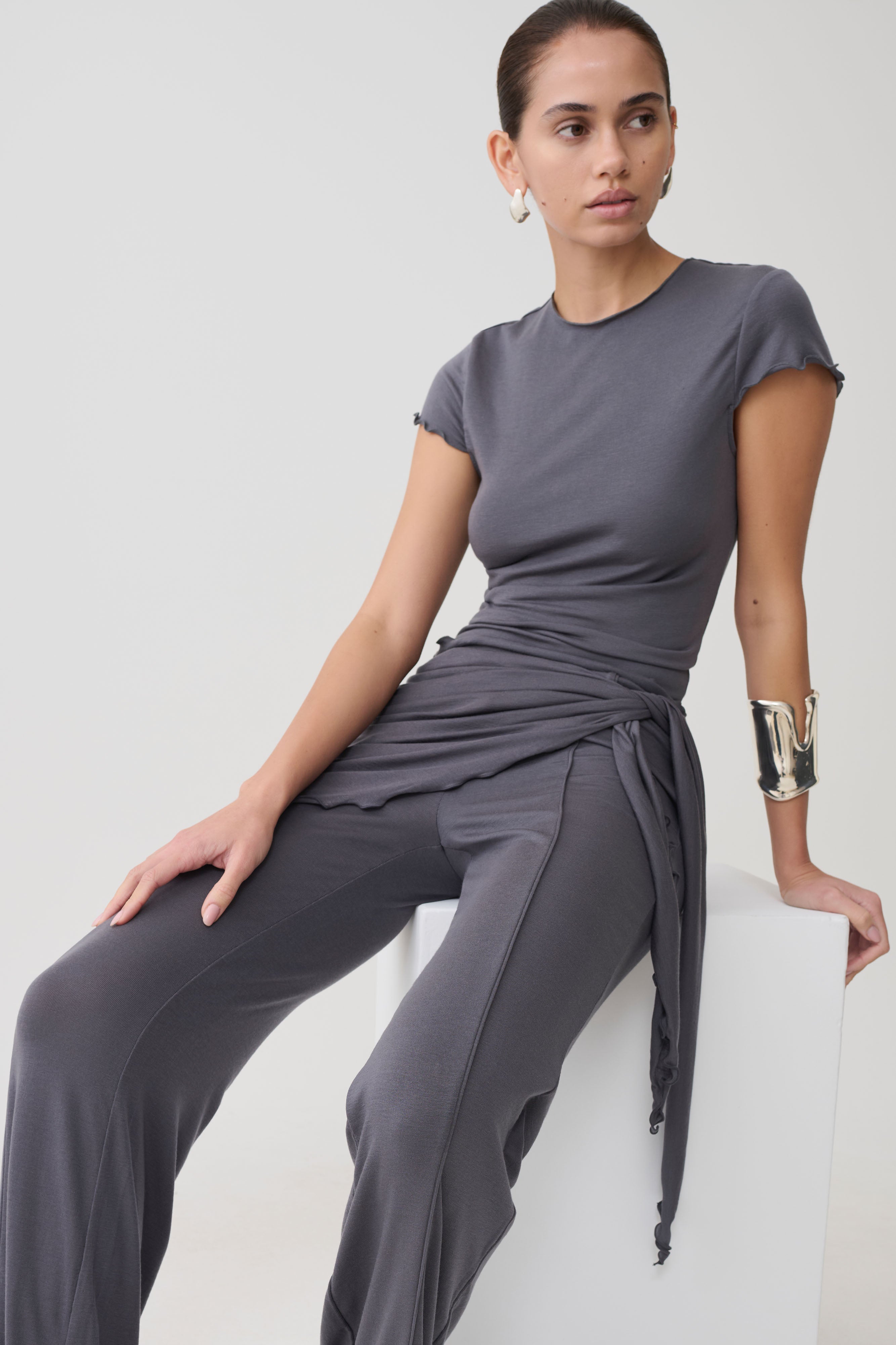 Anfie High Neck Top With Piping Detail in Grey – Chic&Drifts