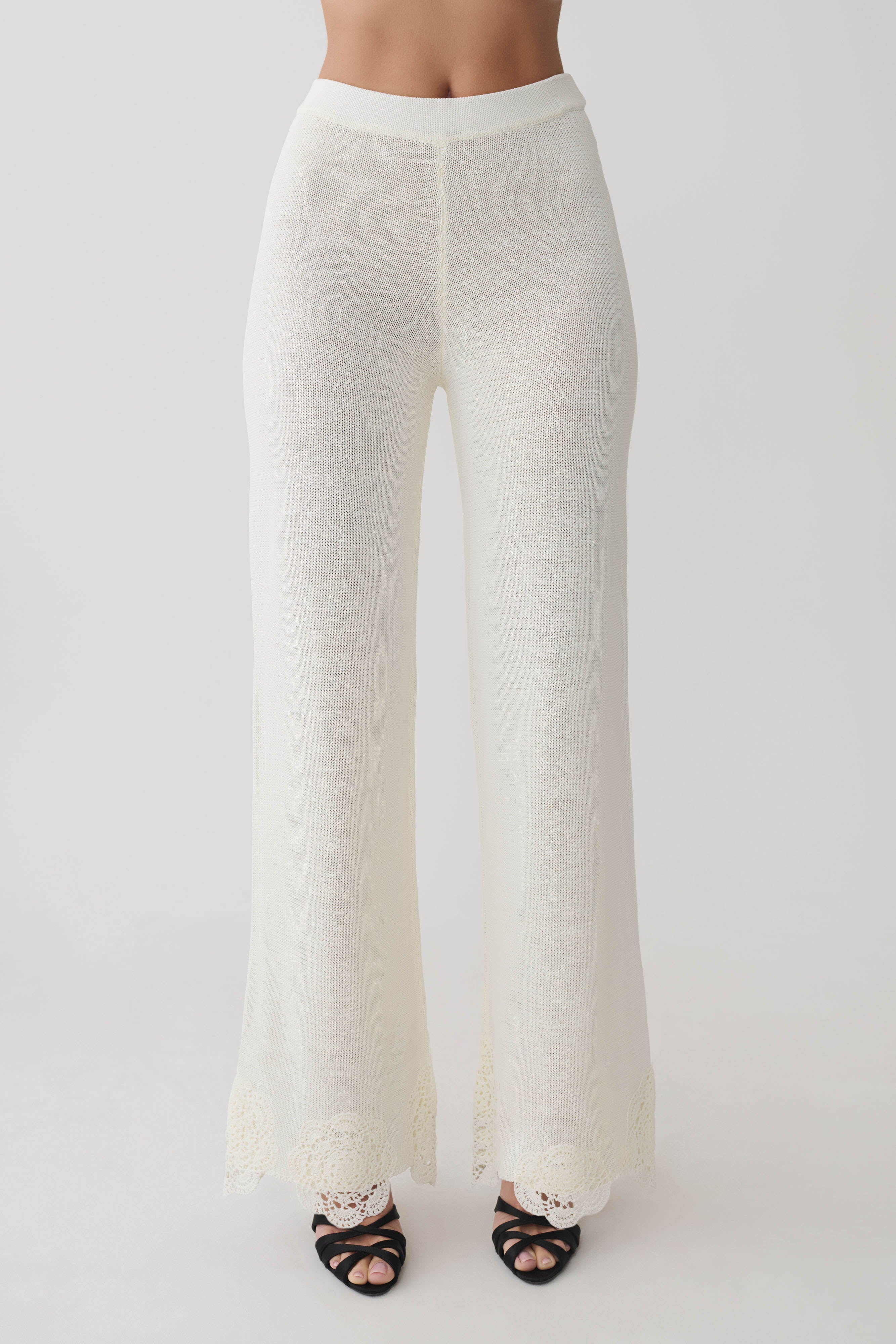 Salley Crochet Pants in Ivory – Chic&Drifts