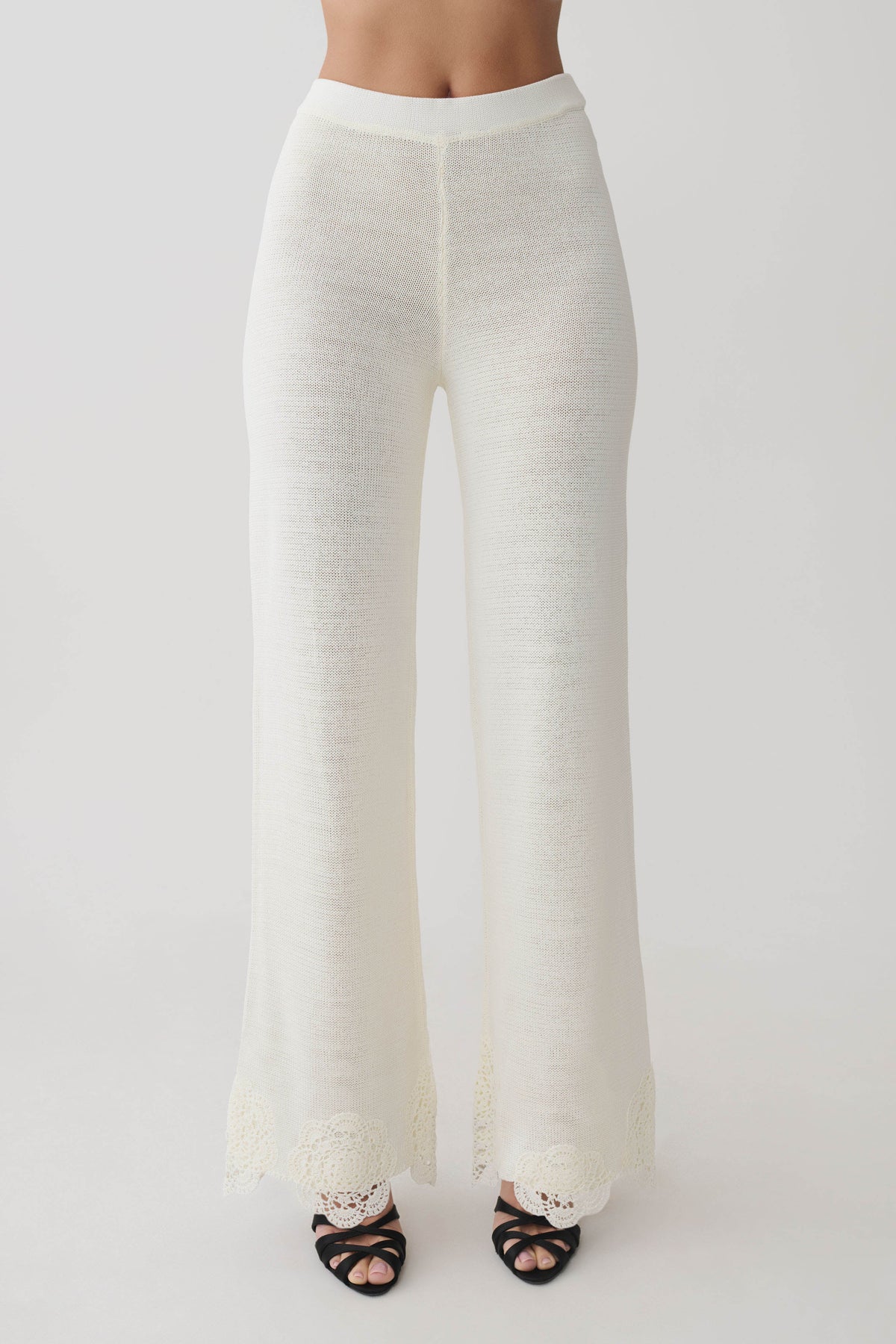 Salley Crochet Pants in Ivory – Chic&Drifts