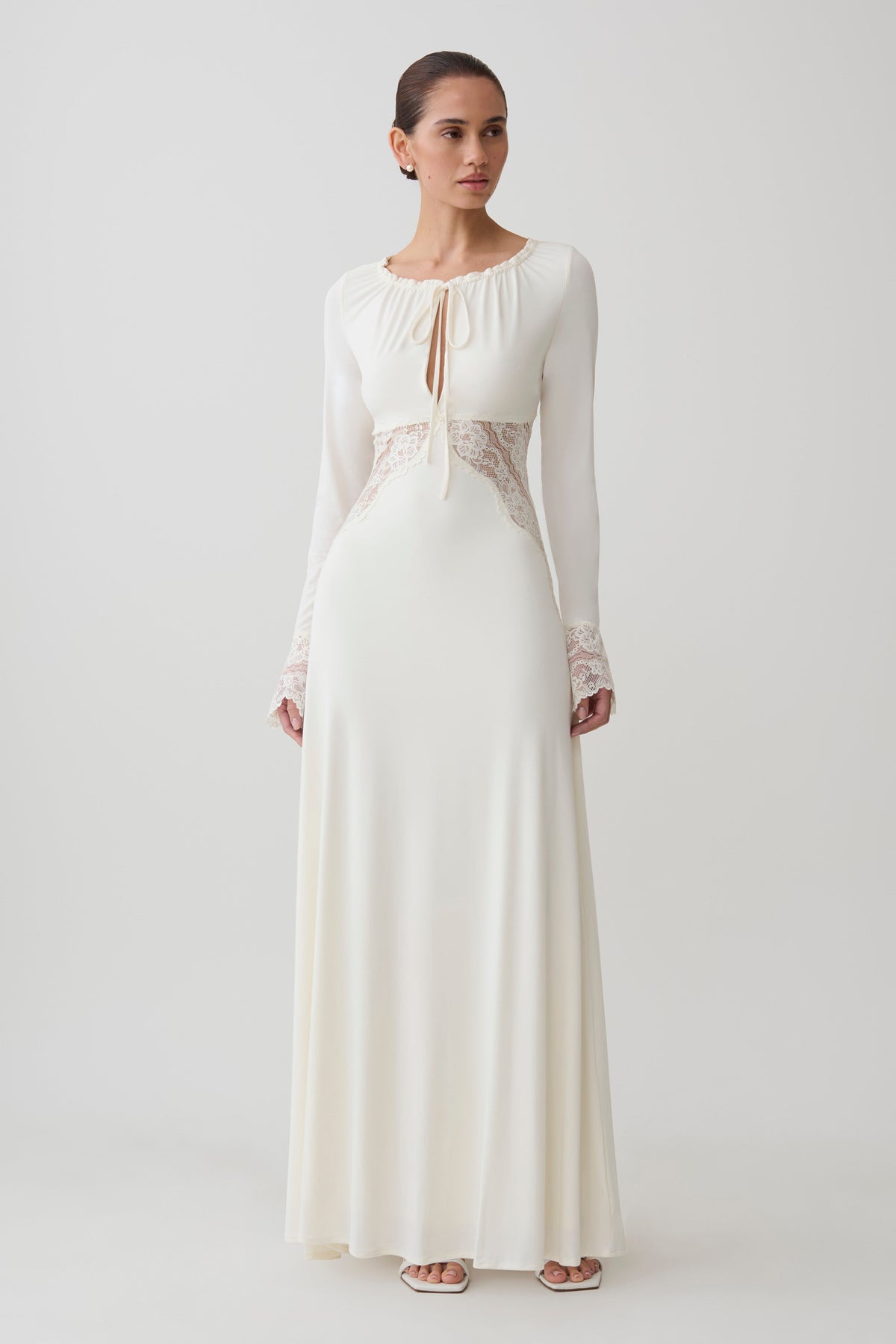 Elethea Lace Slinky Maxi Dress in Ivory – Chic&Drifts