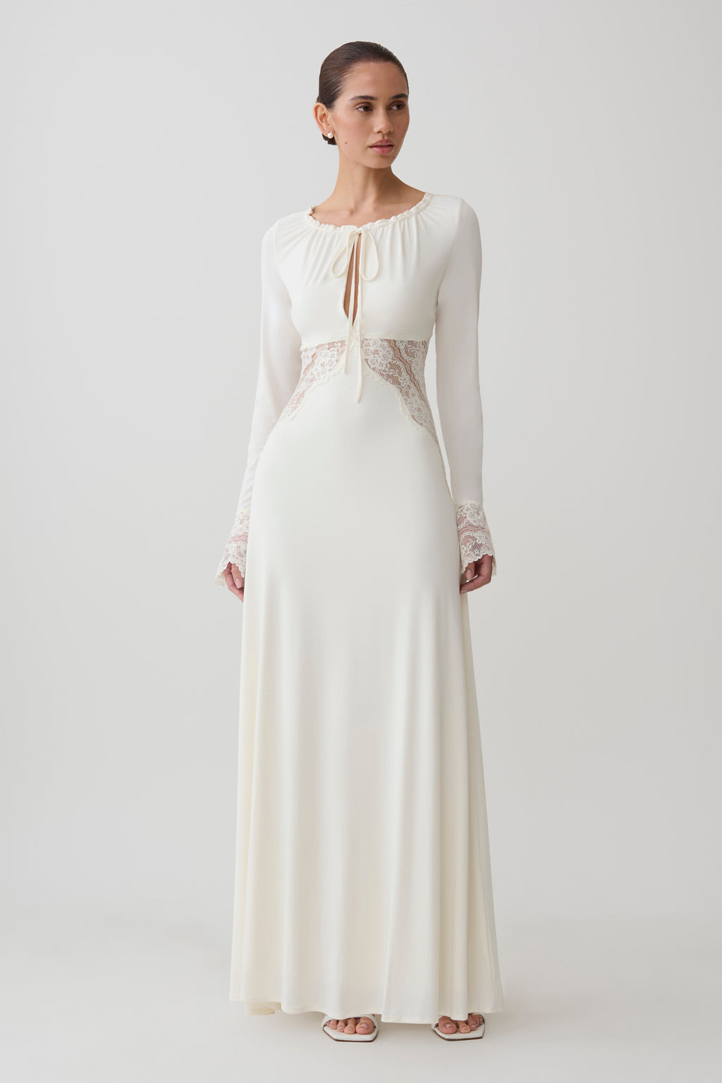 Elethea Lace Slinky Maxi Dress in Ivory – Chic&Drifts