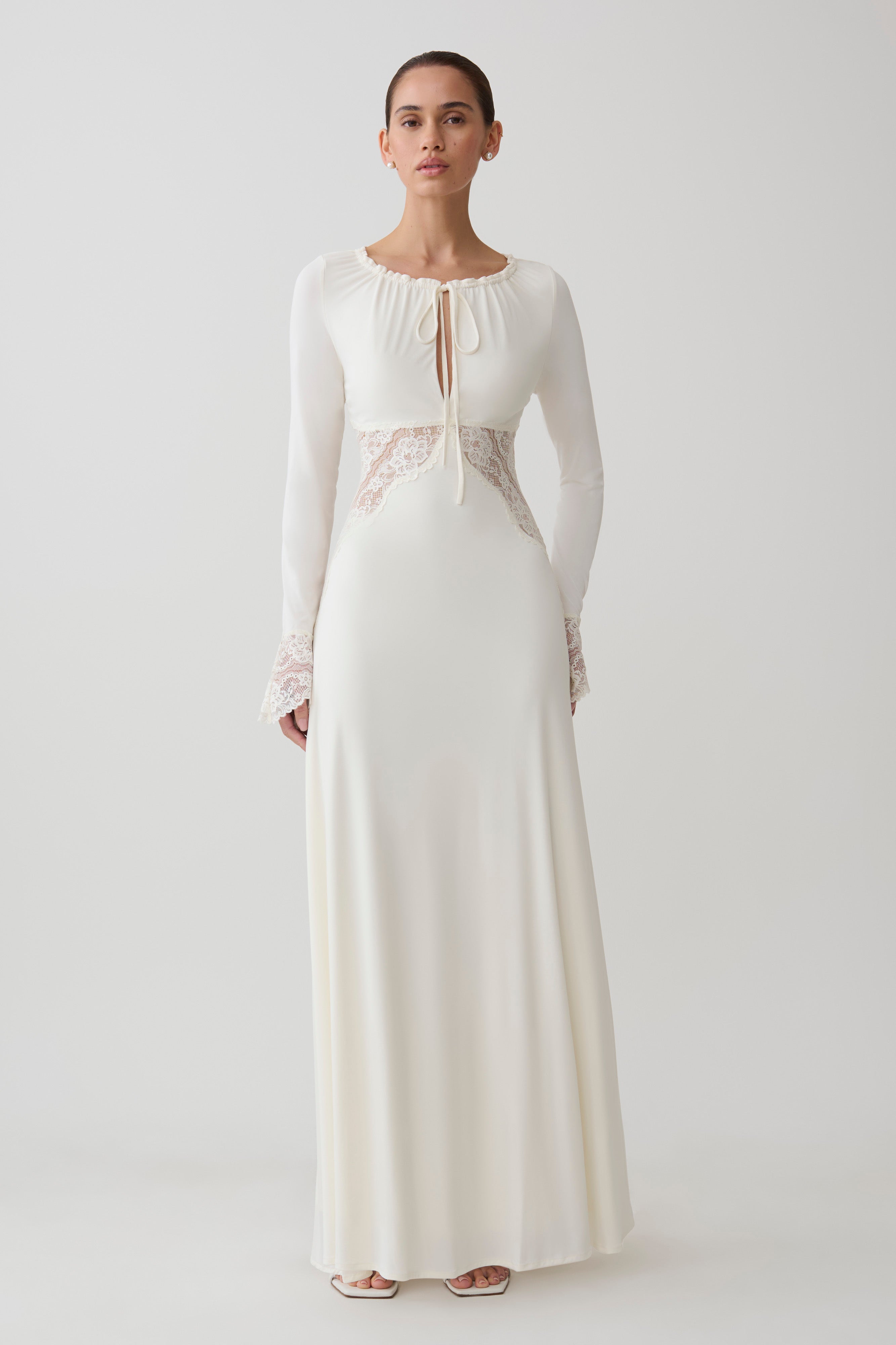 Elethea Lace Slinky Maxi Dress in Ivory – Chic&Drifts