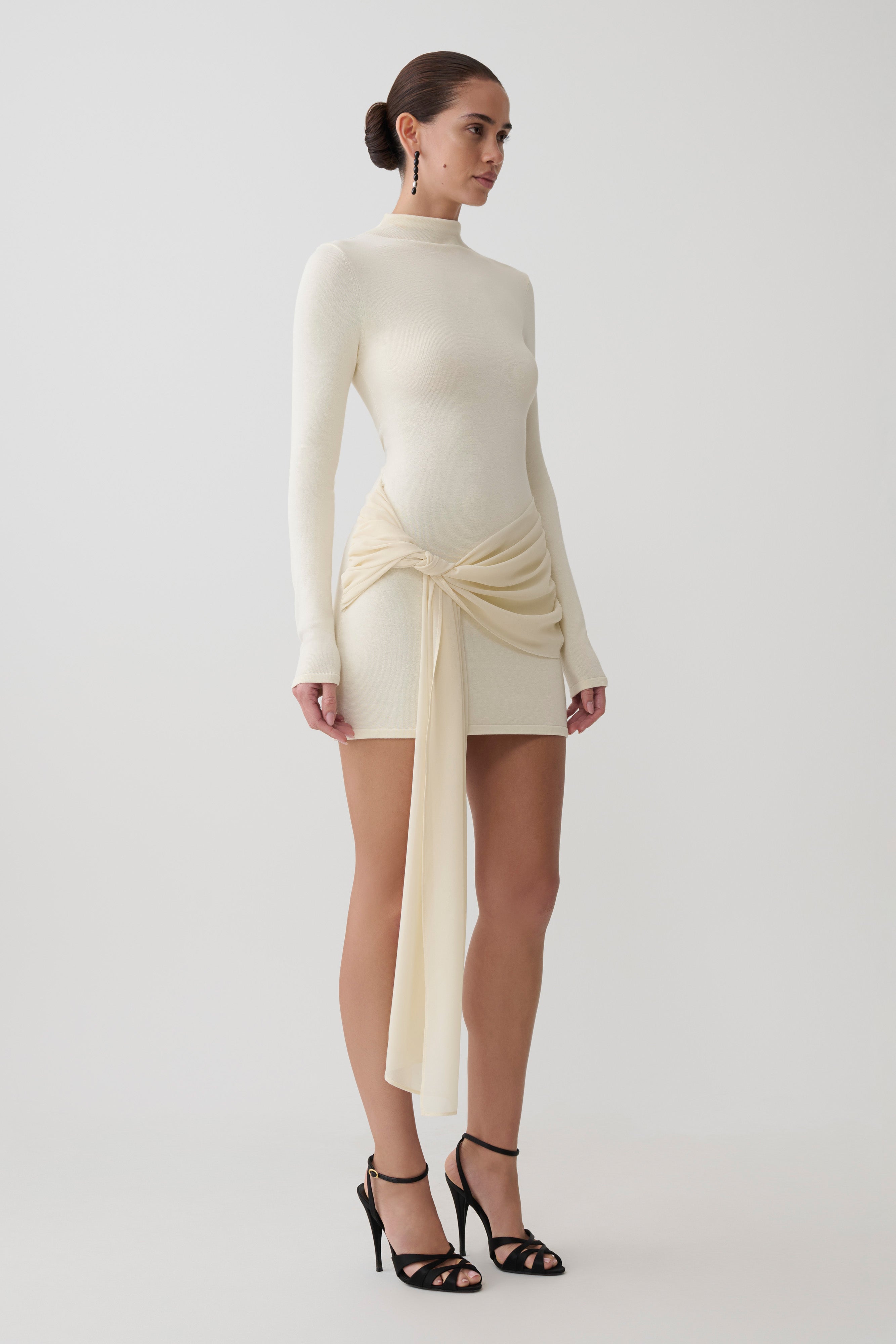 Grayson Knit Chiffon Mini Dress in Buttercream – Chic&Drifts