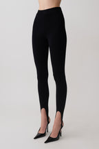 Valerie Stirrup Leggings in Black – Chic&Drifts