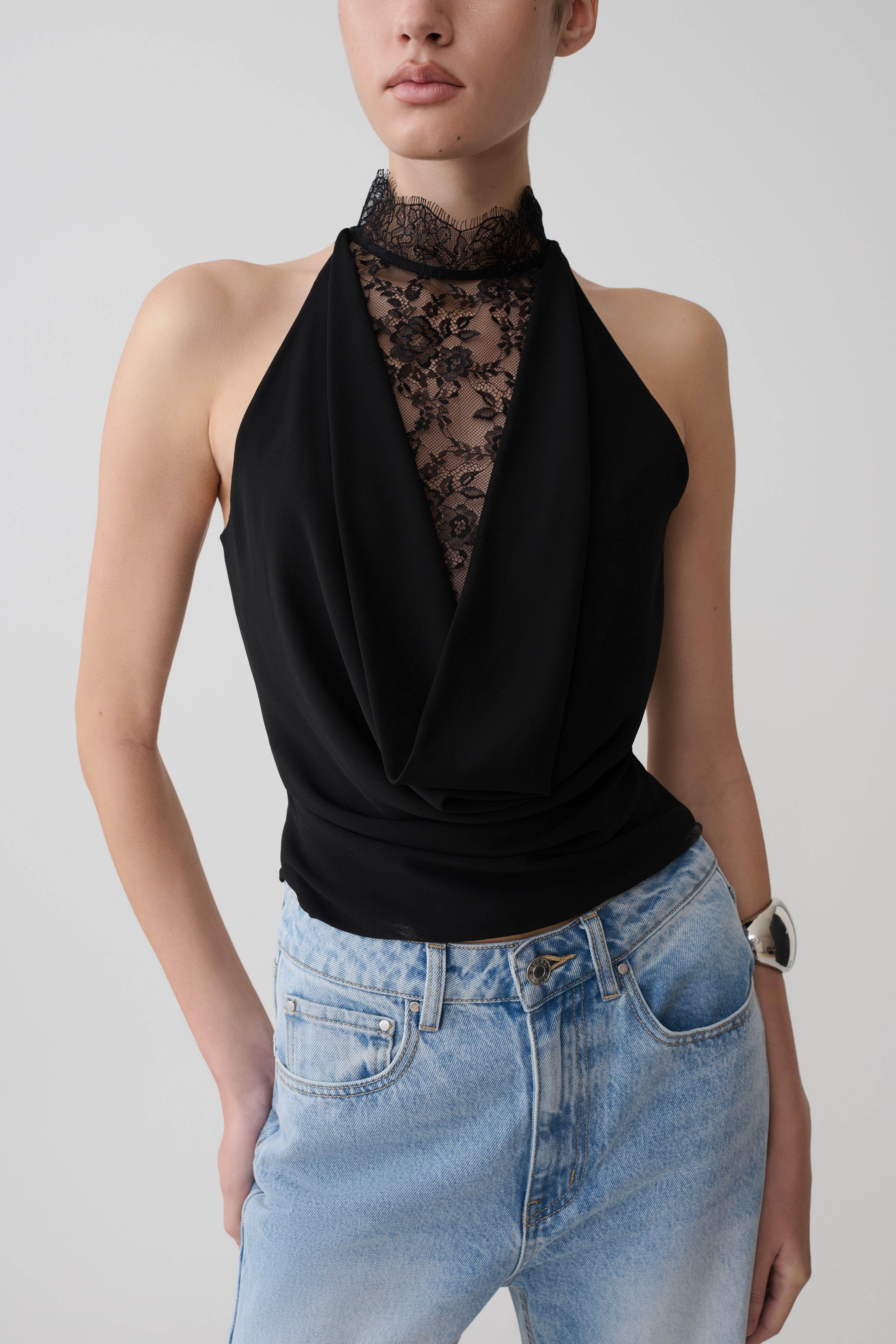 Arra Chiffon & Lace Halter Top in Black – Chic&Drifts