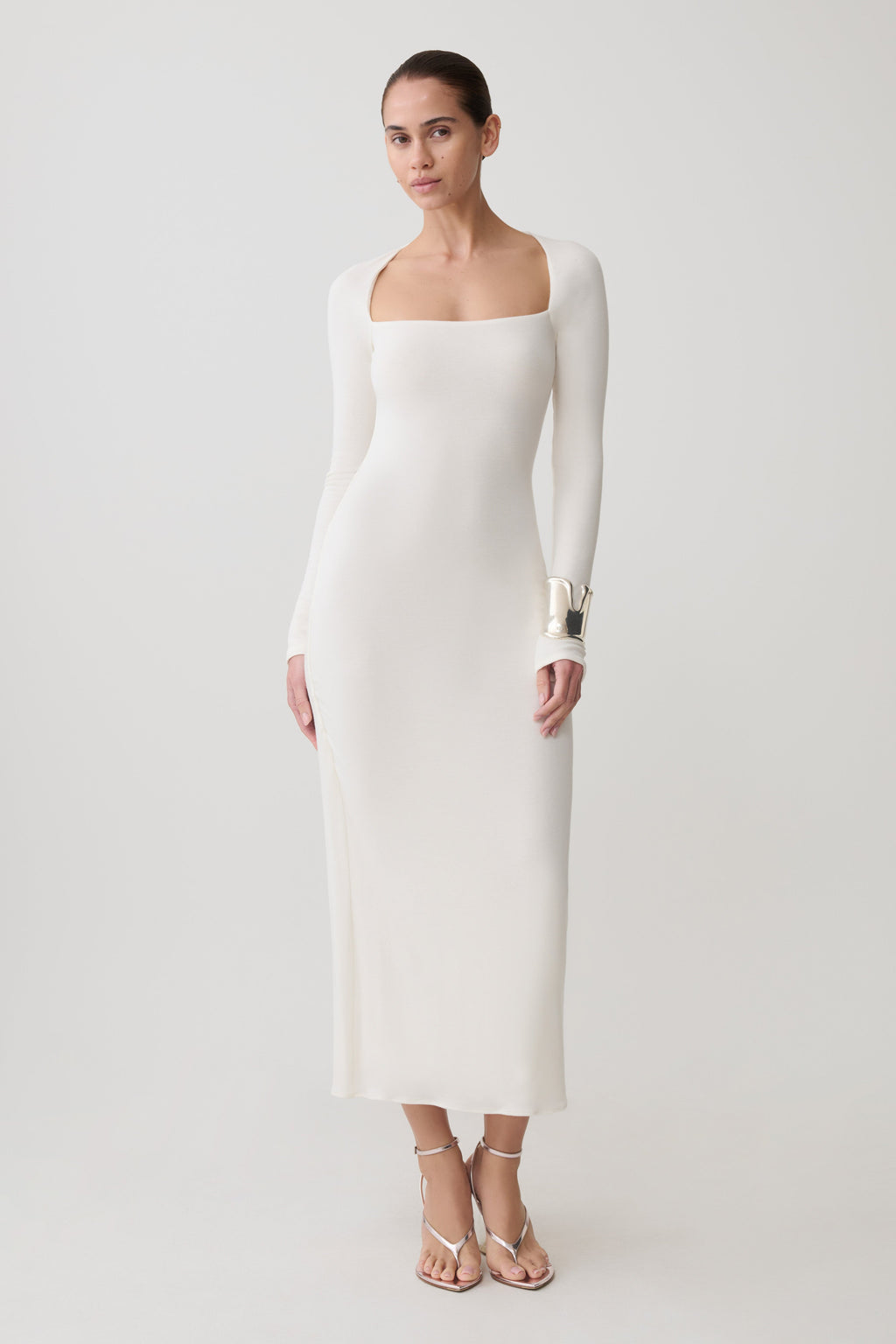 Freja Long Sleeve Wool Midi Dress in White – Chic&Drifts