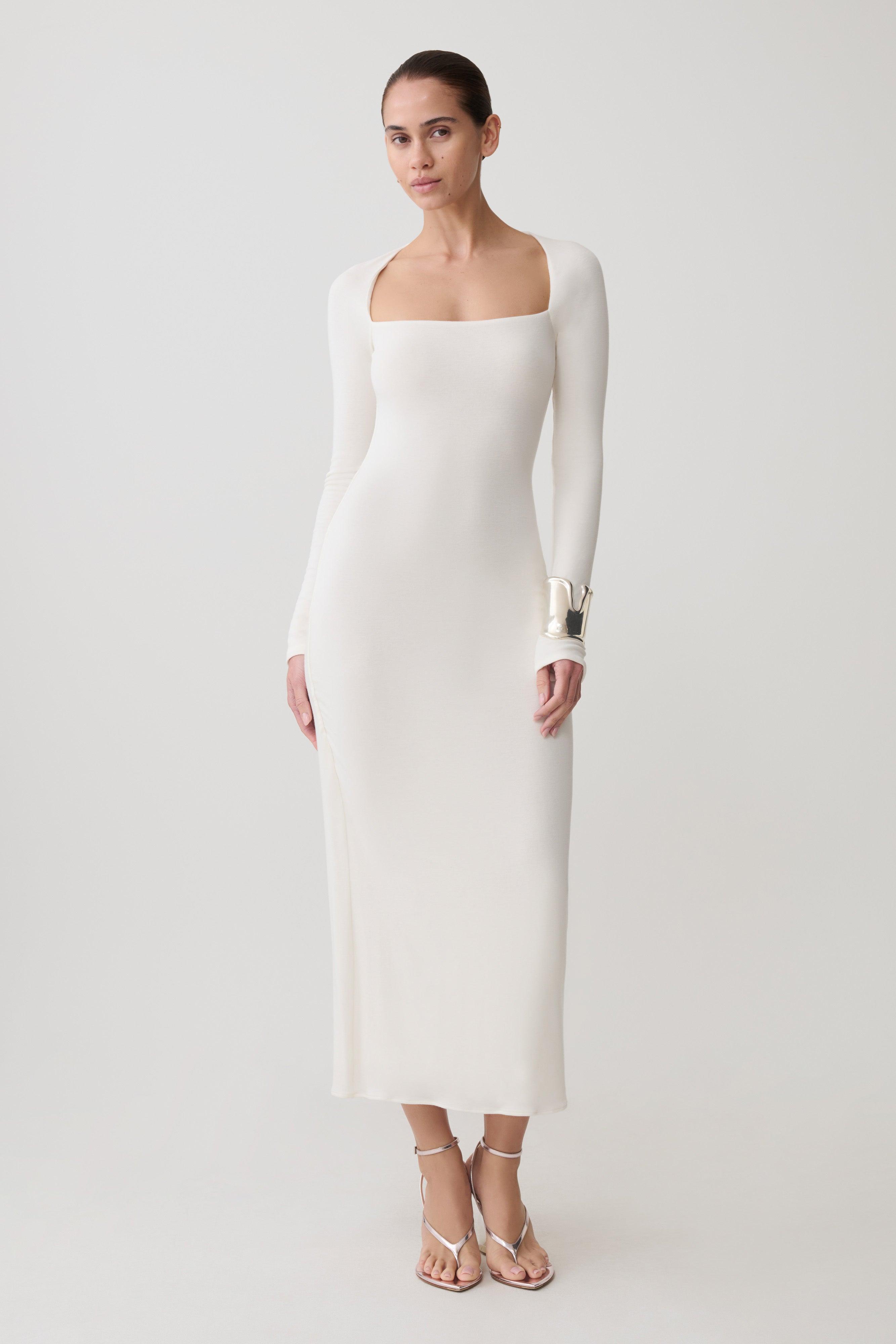 Freja Long Sleeve Wool Midi Dress in White – Chic&Drifts