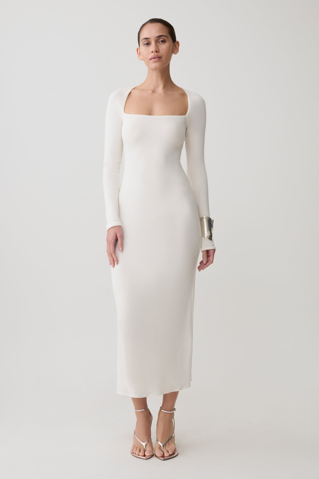 Freja Long Sleeve Wool Midi Dress in White – Chic&Drifts