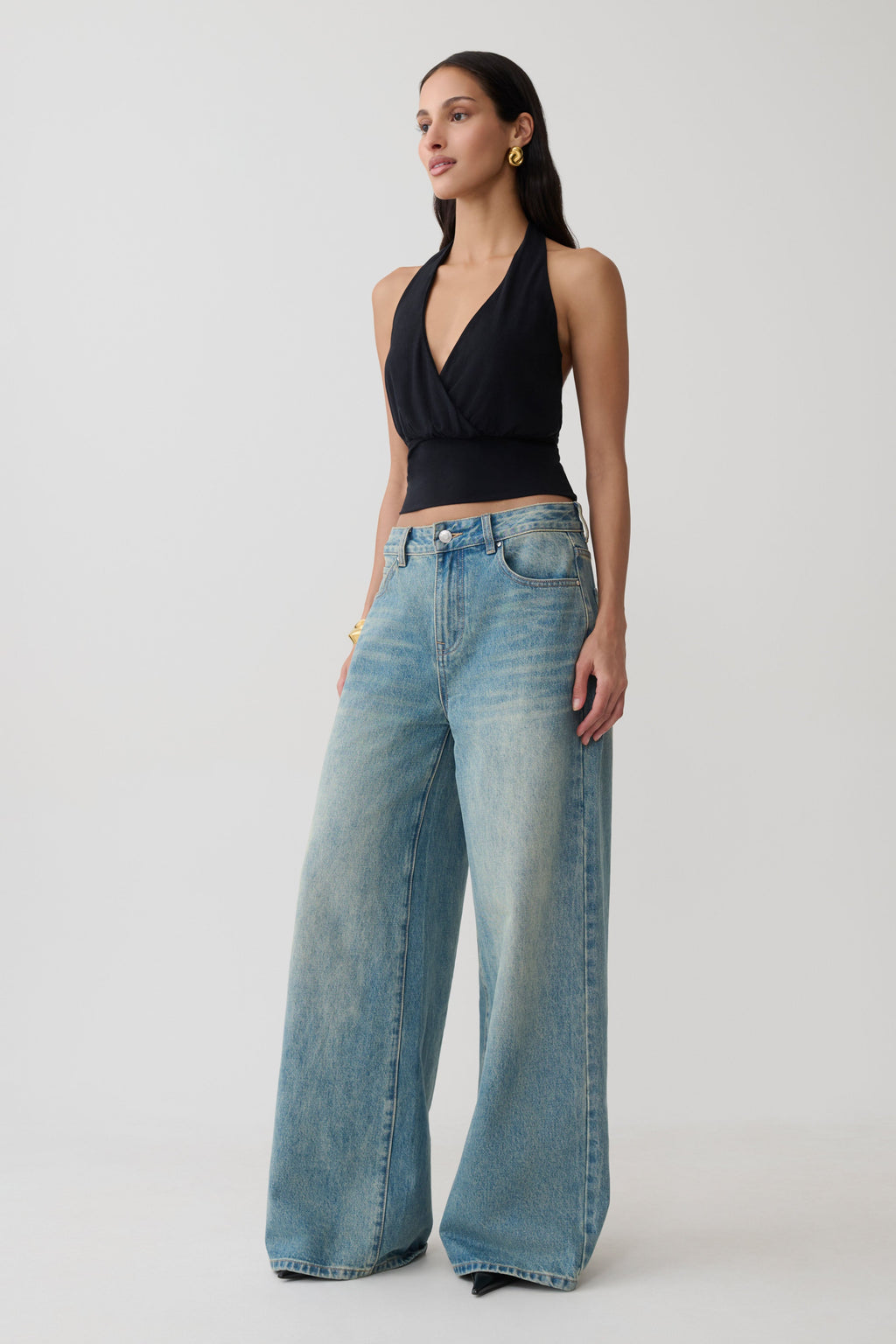 Jina Draped Halter Top in Black – Chic&Drifts