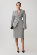 Darcie Drop Shoulder Suiting Blazer in Houndstooth – Chic&Drifts
