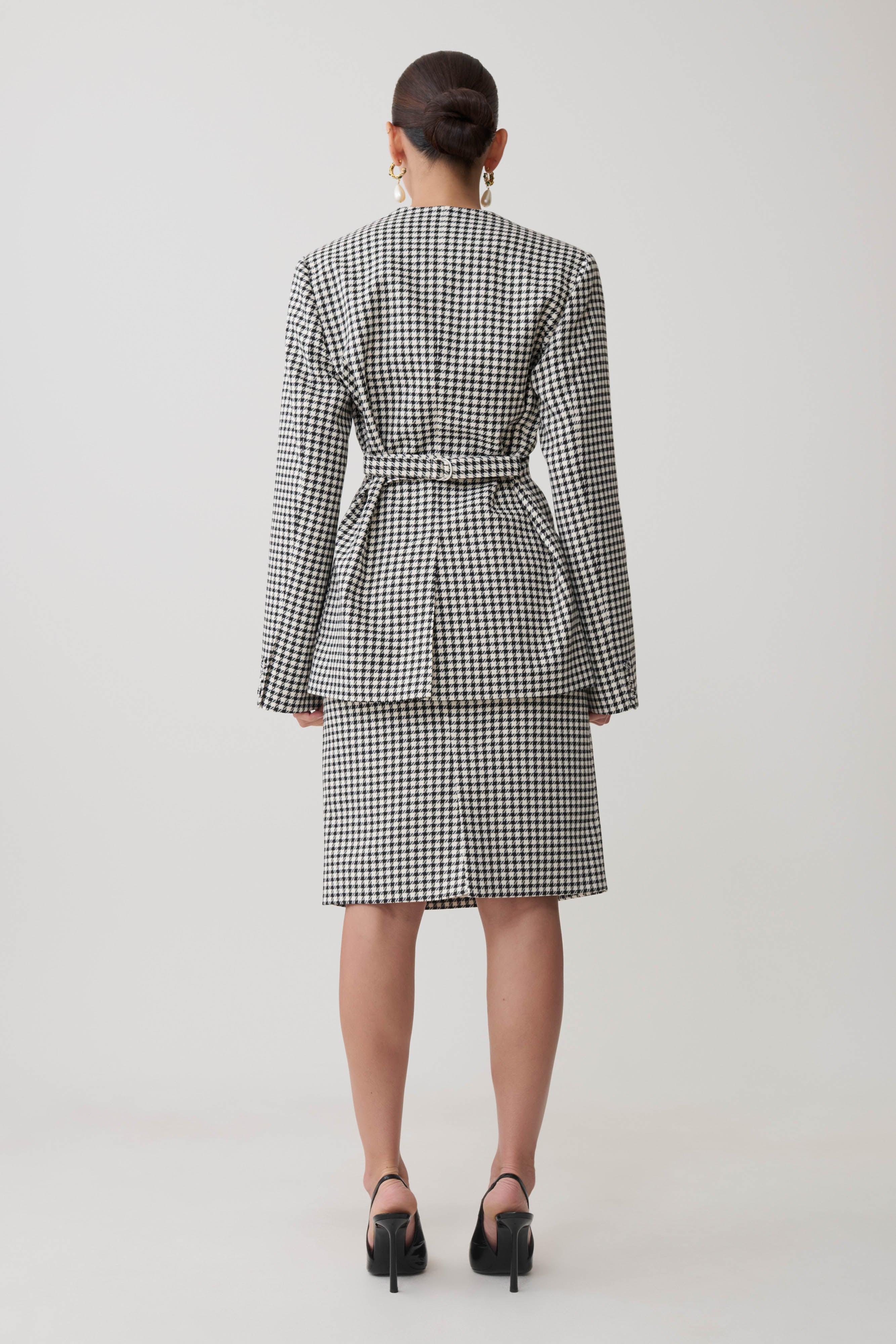 Amelie Tweed Midi Skirt in Houndstooth – Chic&Drifts