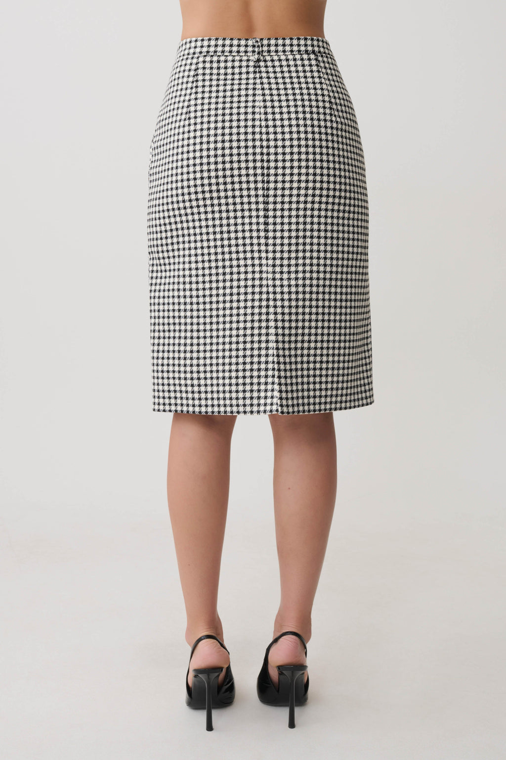 Amelie Tweed Midi Skirt in Houndstooth – Chic&Drifts