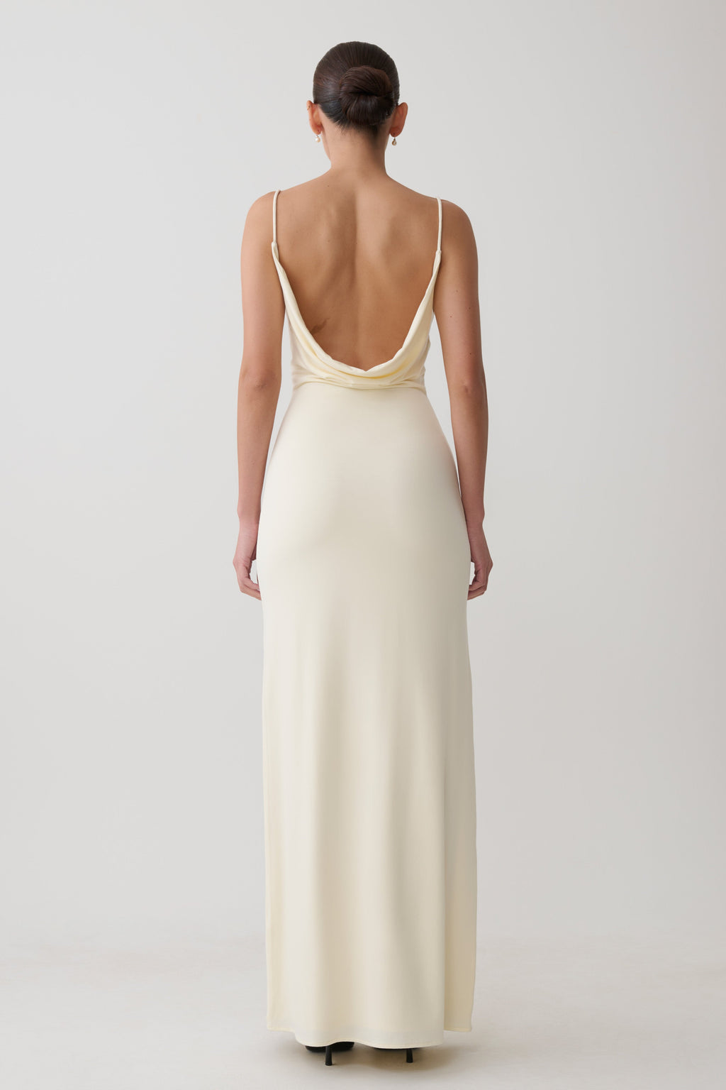 Joni Cowl Maxi Dress in Ivory – Chic&Drifts