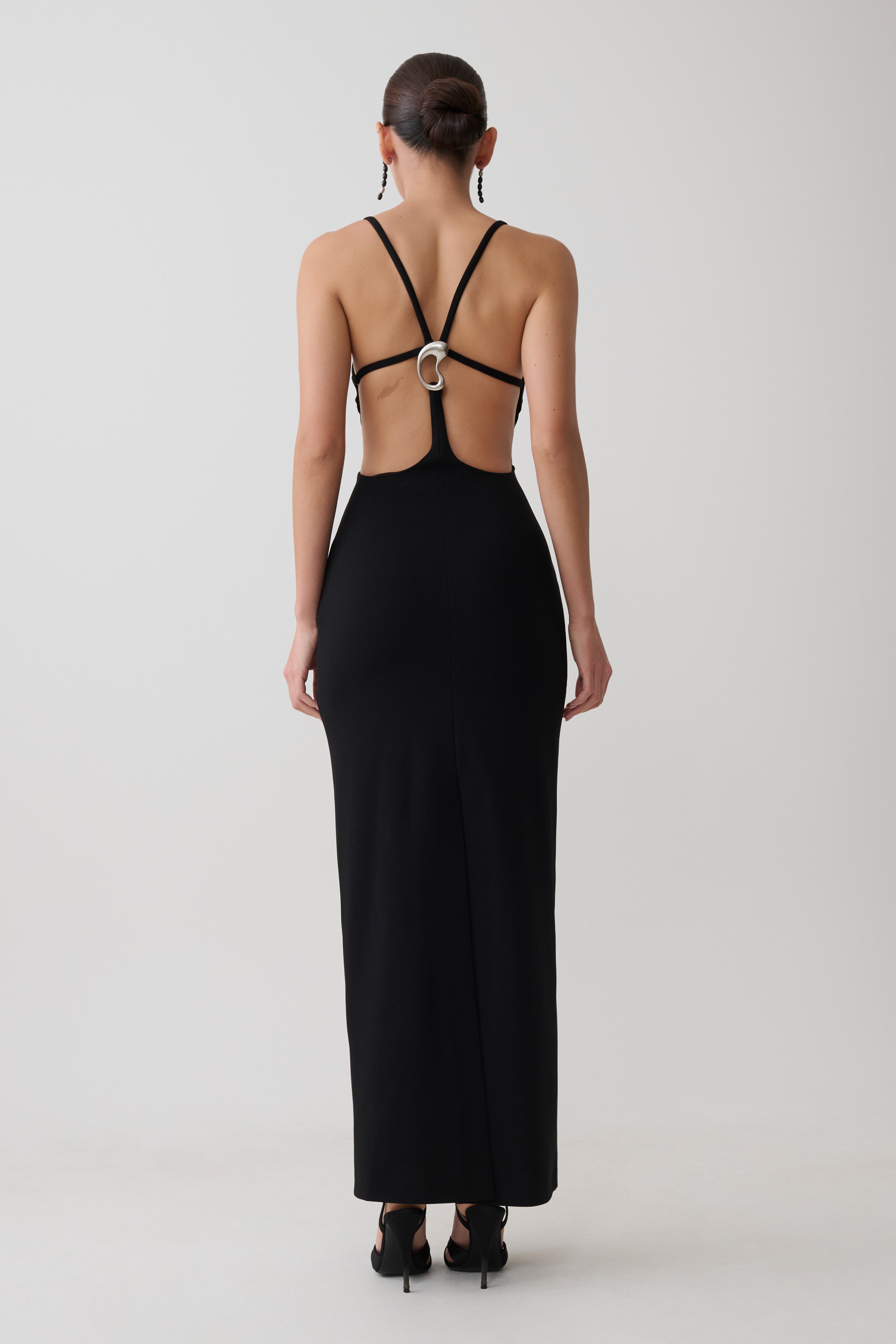 Julian Crepe Strapped Back Maxi Dress in Black – Chic&Drifts