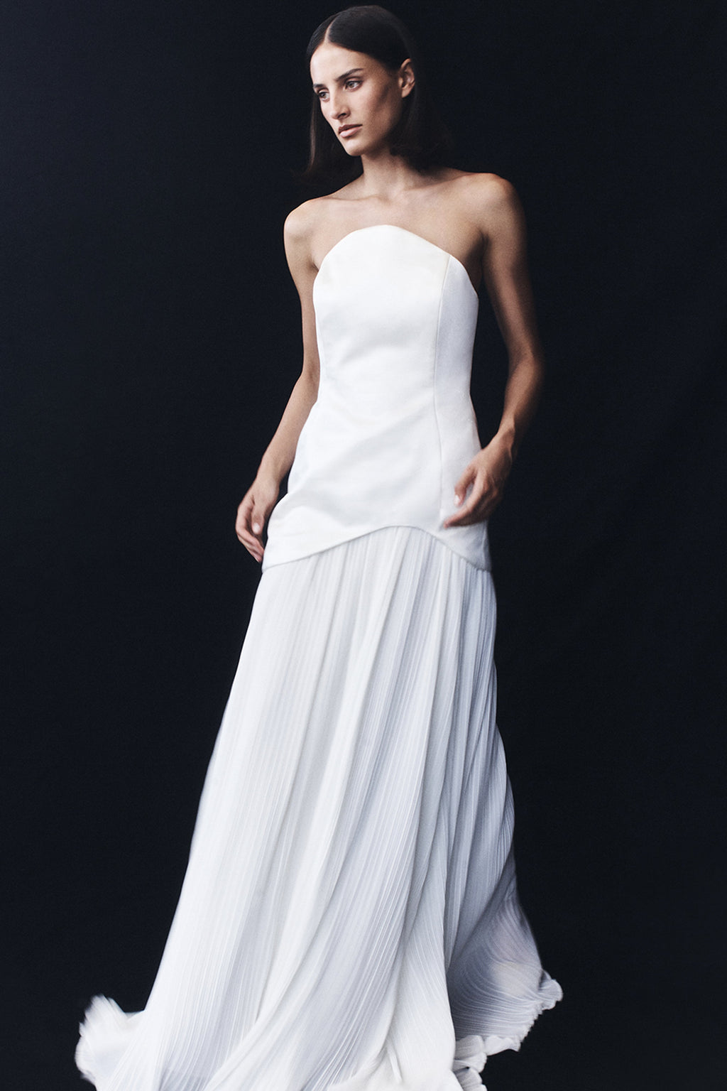 Juno Strapless Pleated Maxi Gown in White – Chic&Drifts