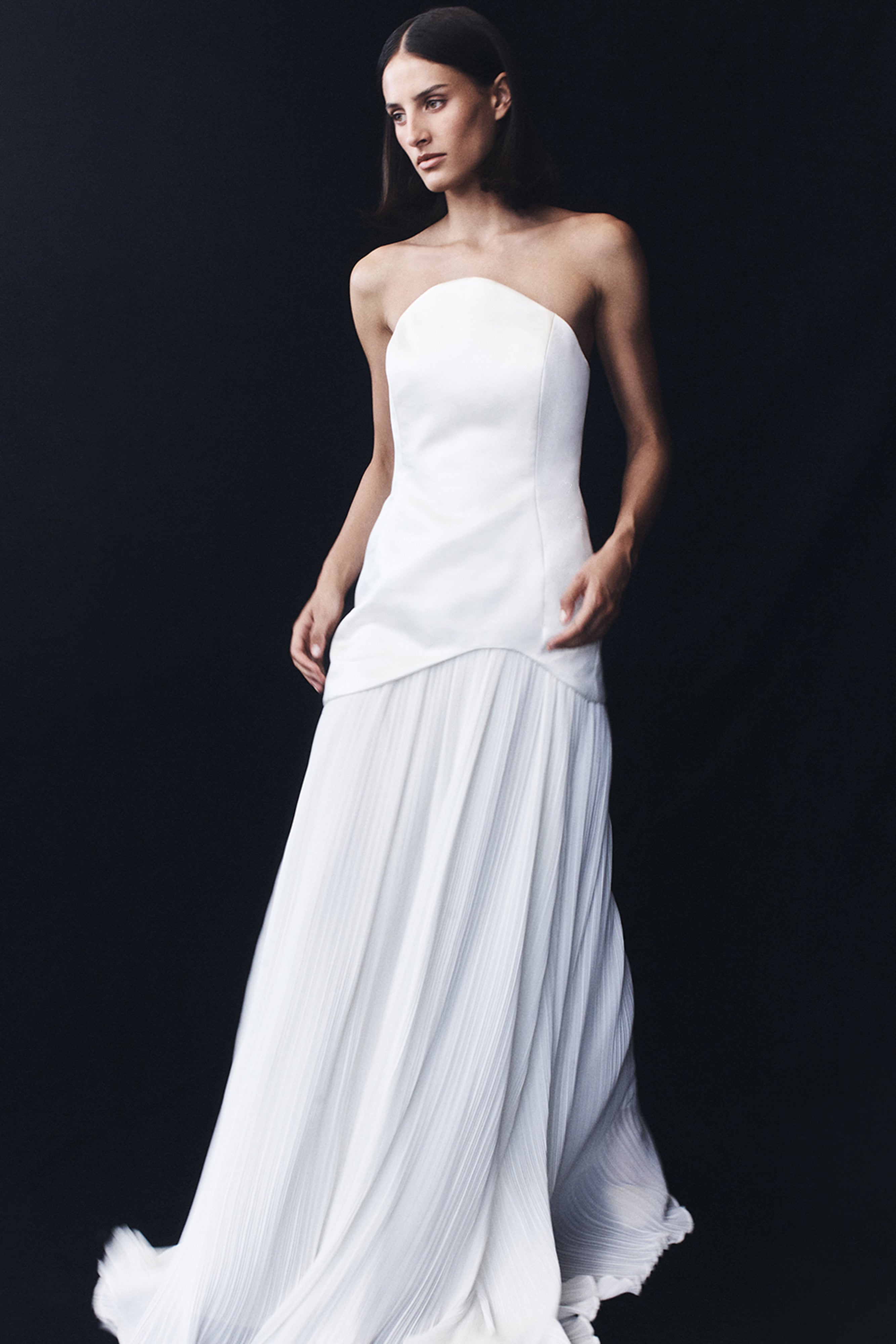 Juno Strapless Pleated Maxi Gown in White – Chic&Drifts