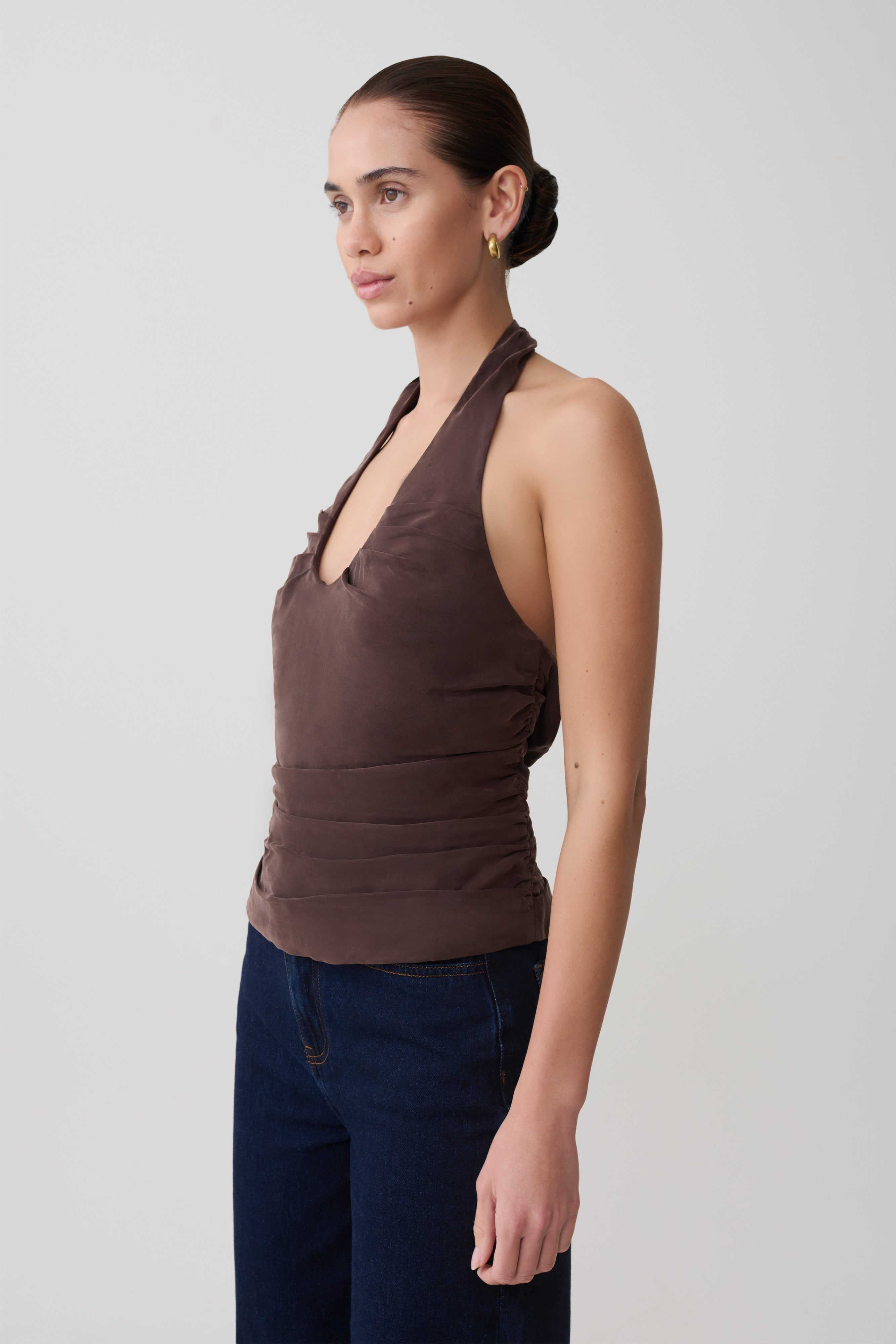 Daniela Ruched Halter Top in Dark Chocolate – Chic&Drifts