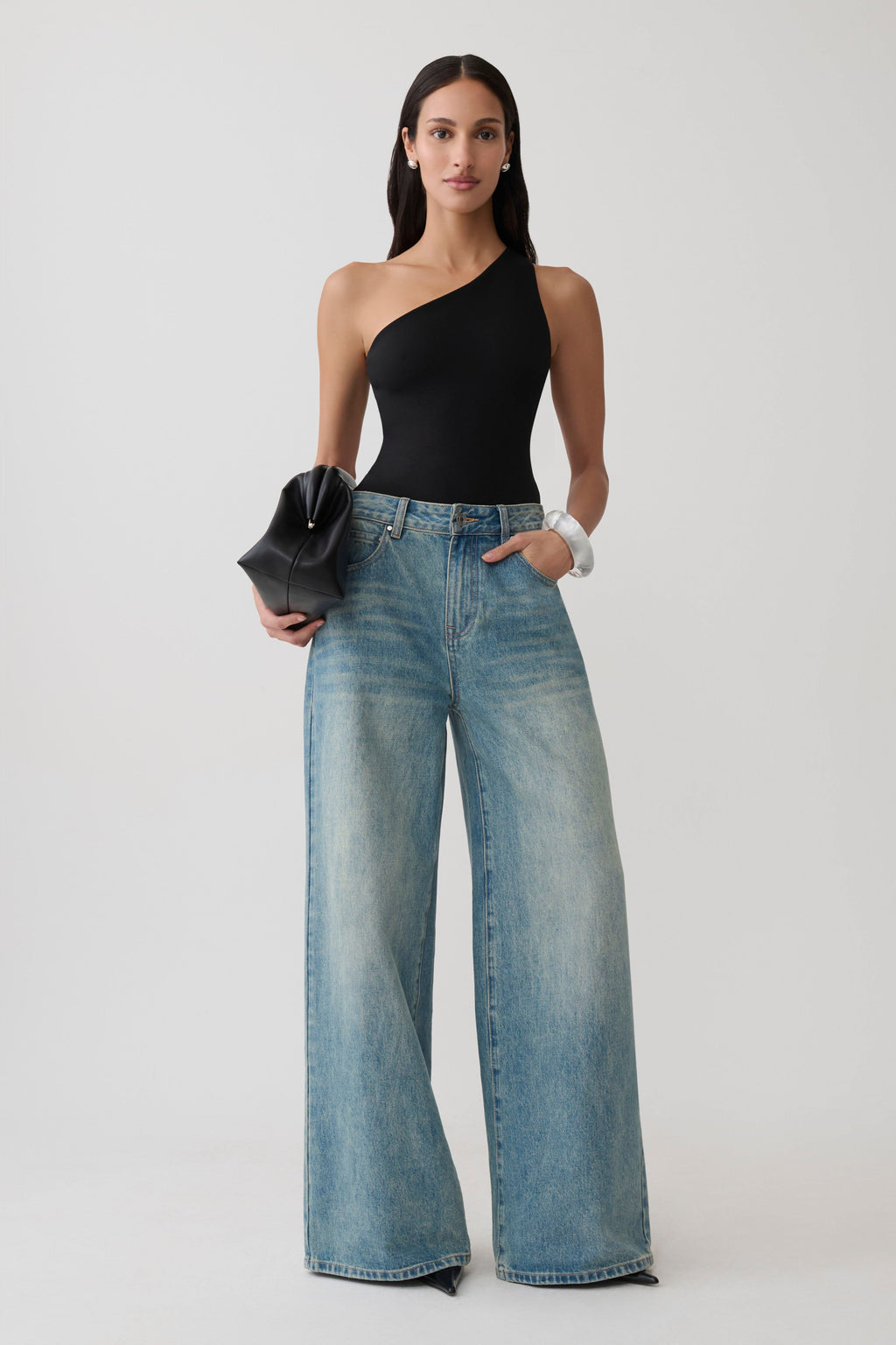 Kuru Asymmetric Back Ponte Bodysuit in Black – Chic&Drifts