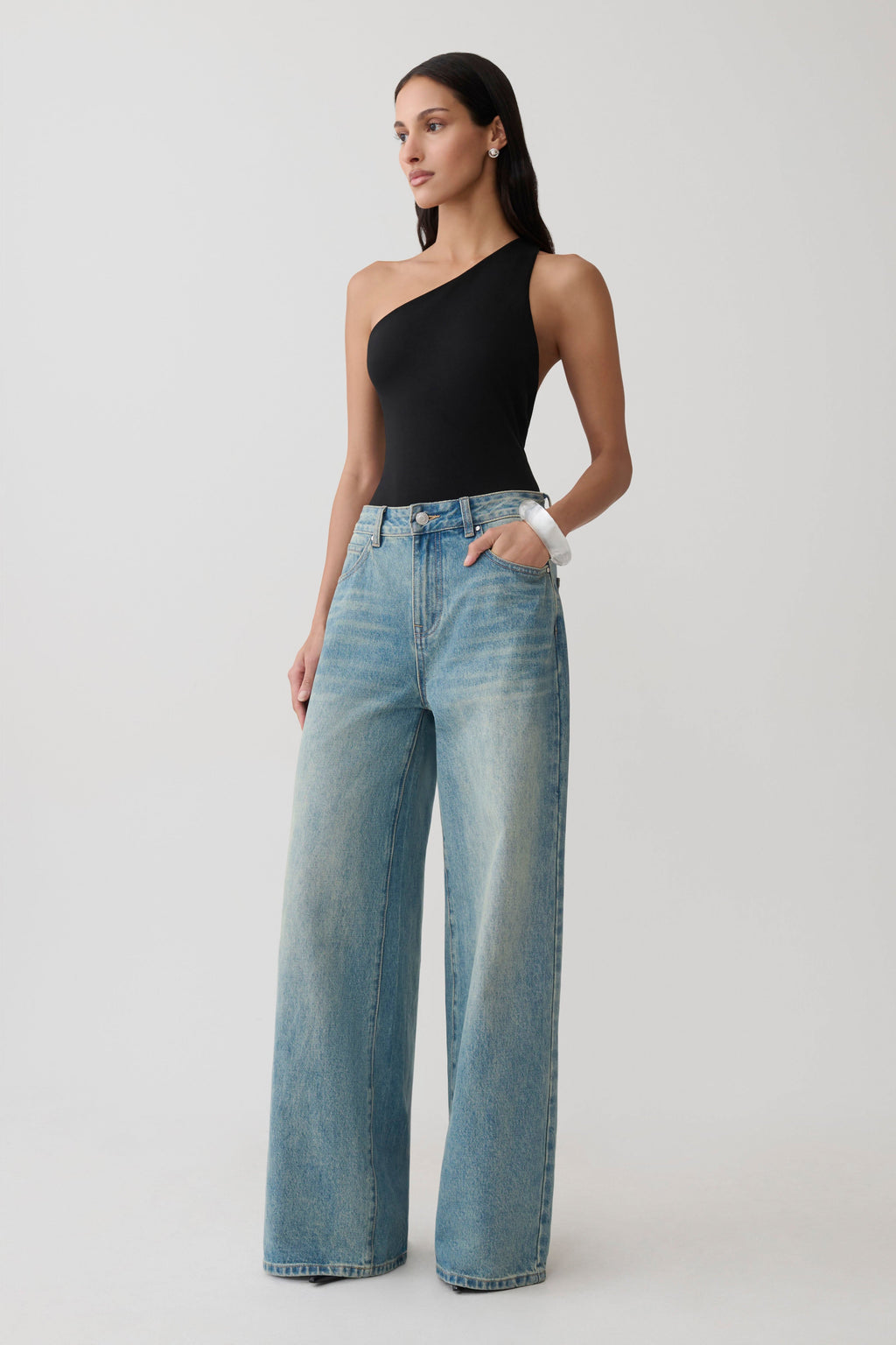 Kuru Asymmetric Back Ponte Bodysuit in Black – Chic&Drifts