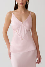 Hattie Satin Sleeveless Top in Pale Pink – Chic&Drifts