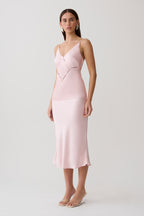 Hattie Satin Sleeveless Top in Pale Pink – Chic&Drifts