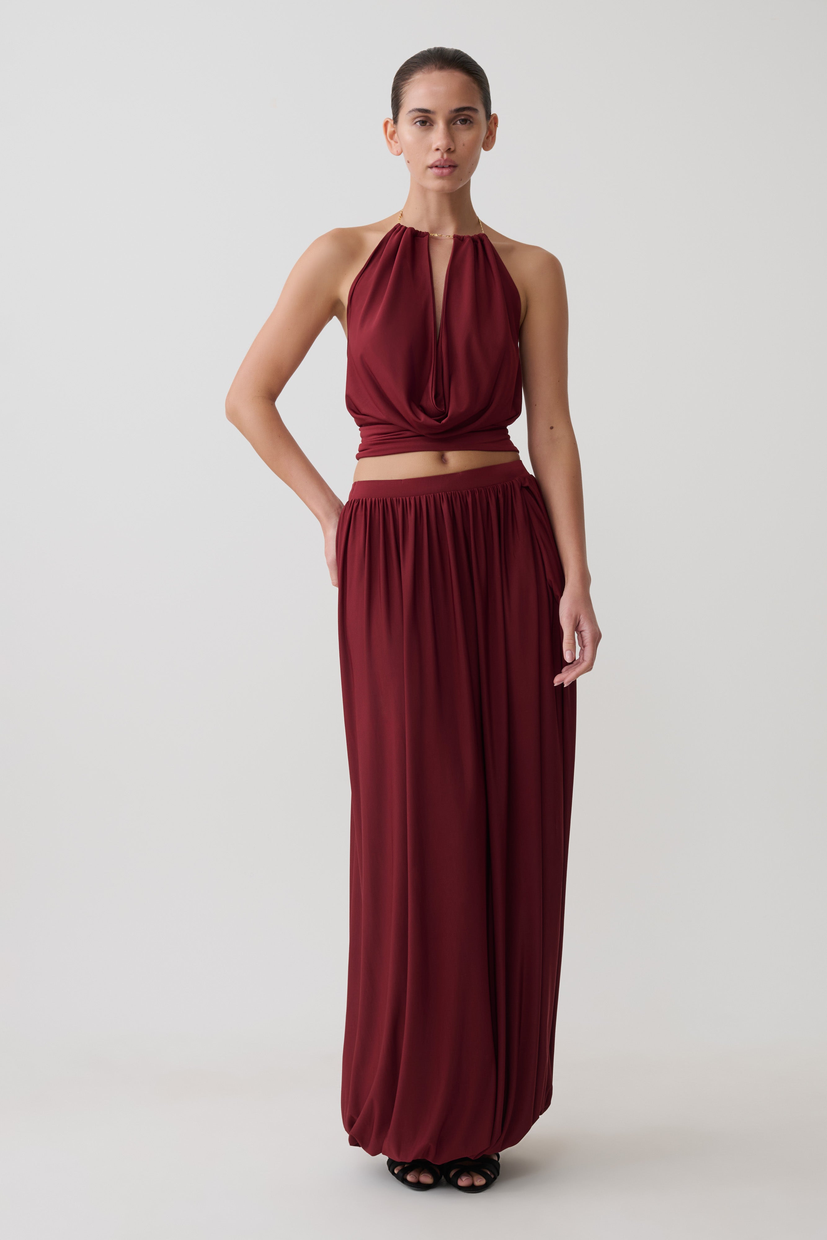 Banks Bubble Hem Midi Skirt in Wine – Chic&Drifts