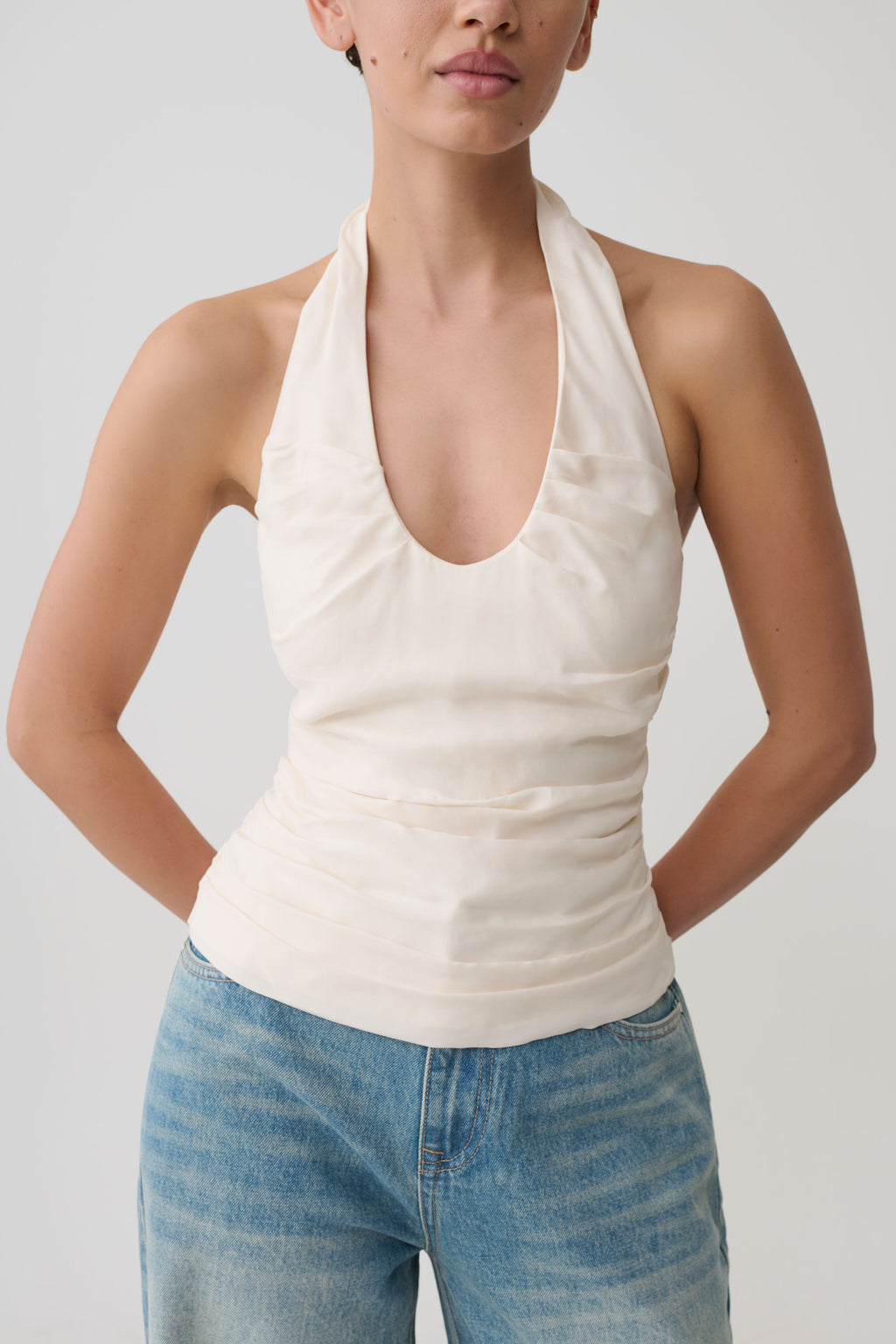 Daniela Ruched Halter Top in Ivory – Chic&Drifts