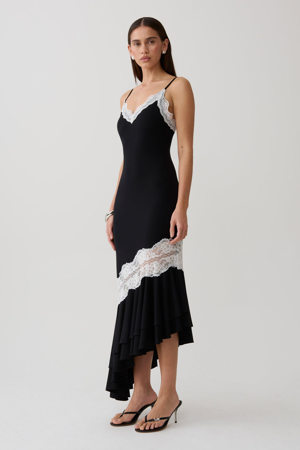 Annis Frilled Hem Lace Midi Dress in Black/White – Chic&Drifts