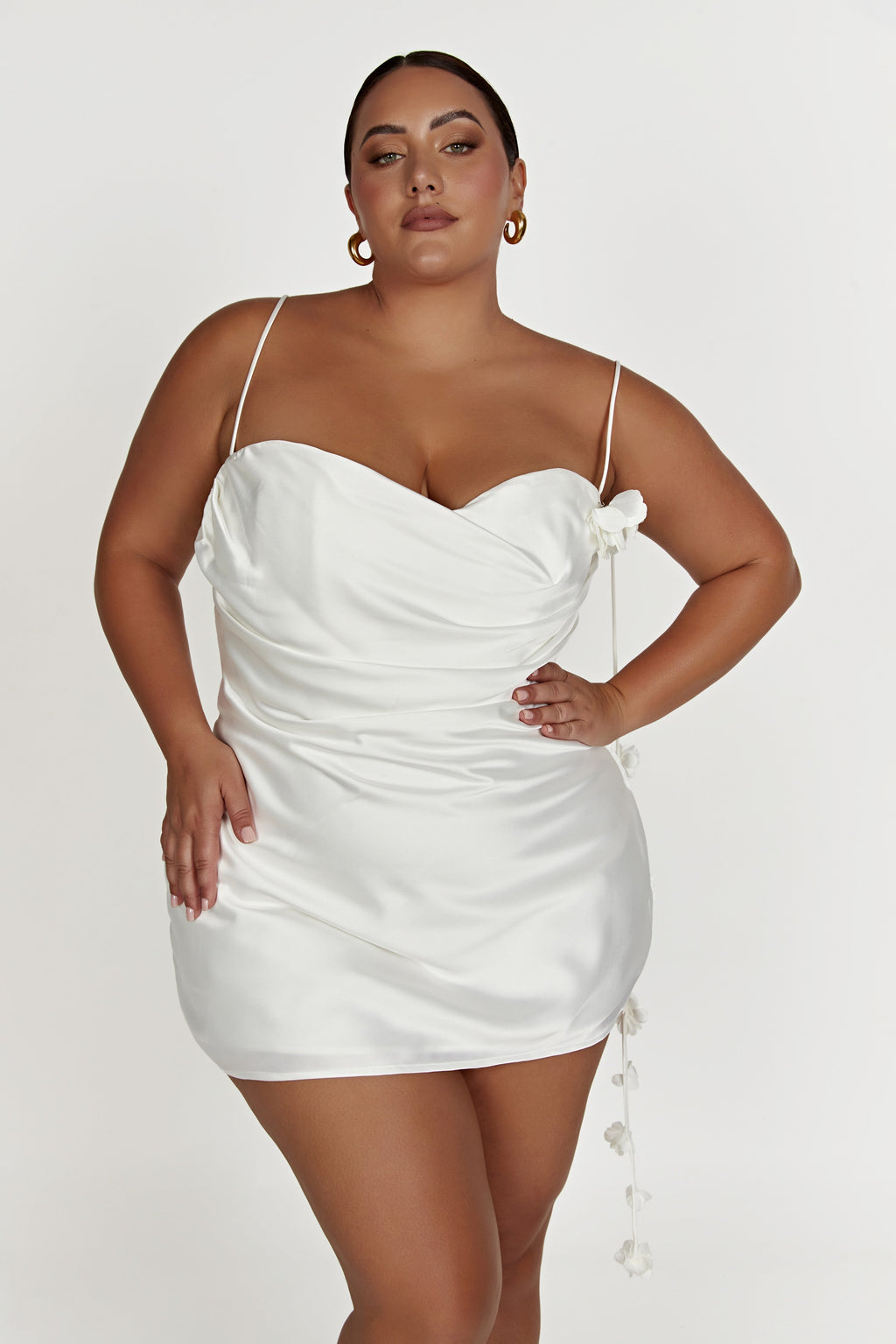 Otillie Rose Halter Mini Dress in White – Chic&Drifts