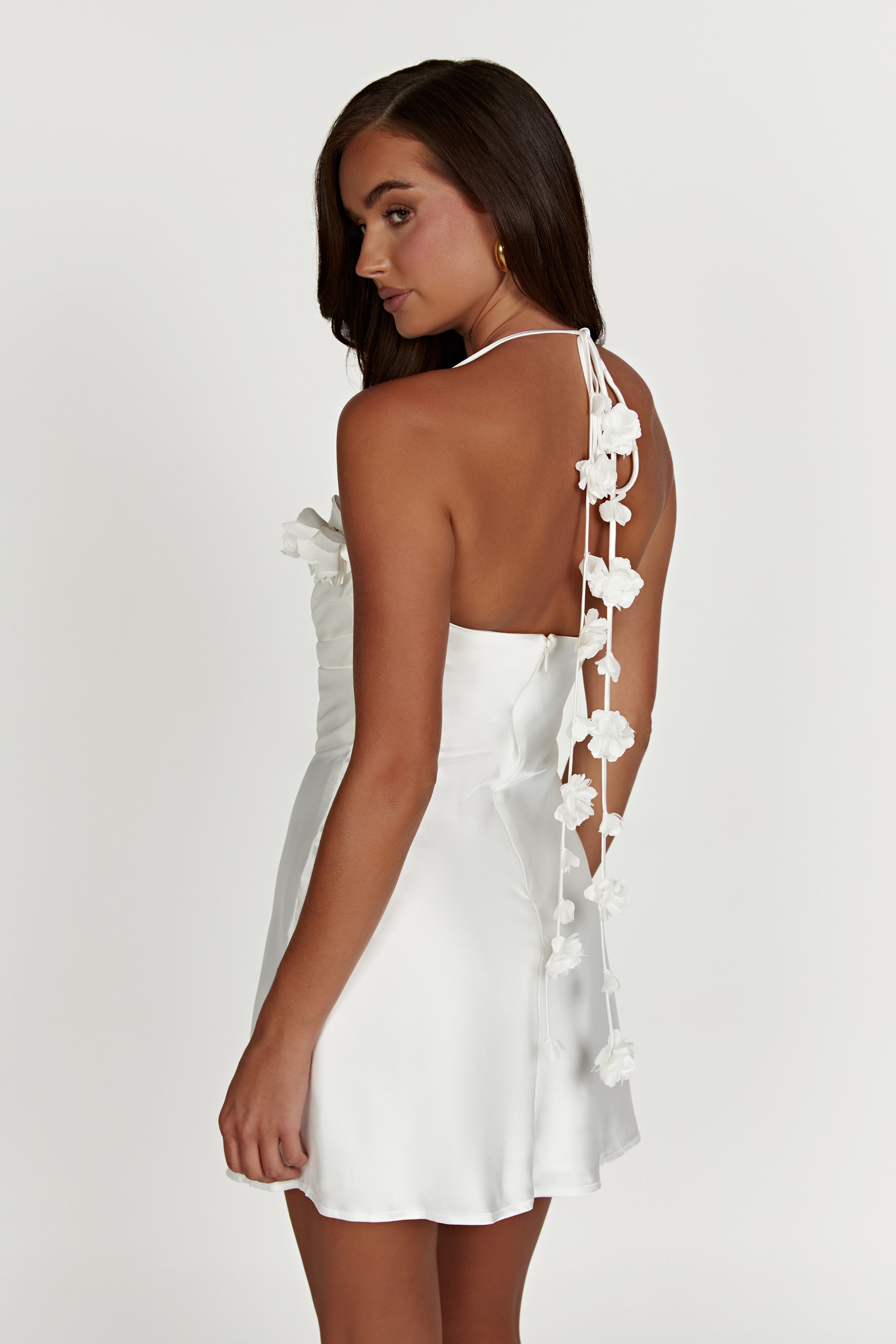 Otillie Rose Halter Mini Dress in White – Chic&Drifts
