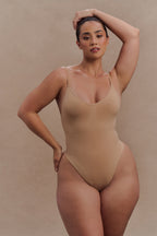 Alyssa Backless Shapewear Bodysuit in Beige – Chic&Drifts