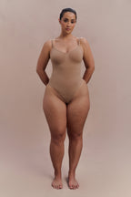 Alyssa Backless Shapewear Bodysuit in Latte – Chic&Drifts