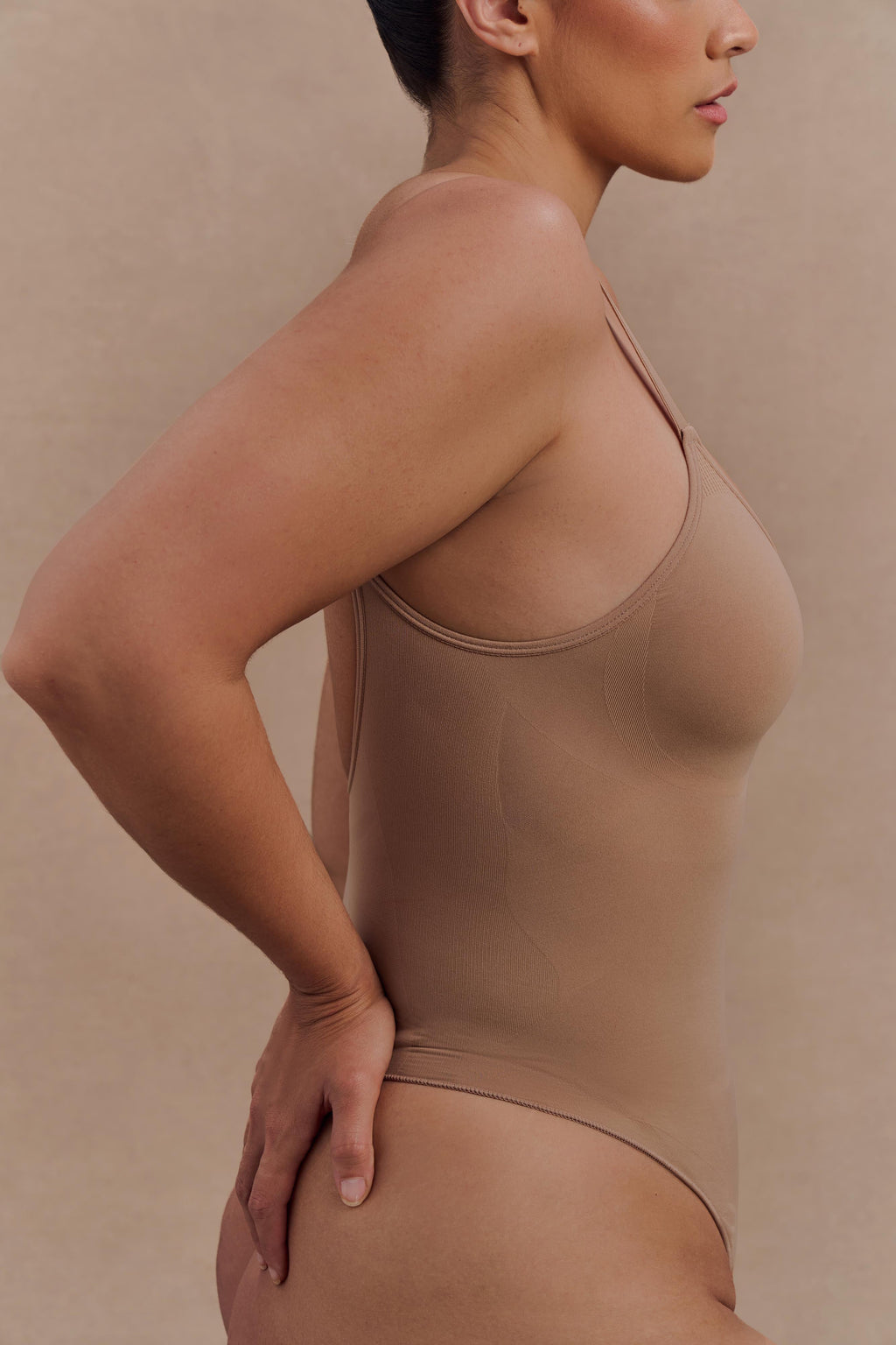 Alyssa Backless Shapewear Bodysuit in Latte – Chic&Drifts