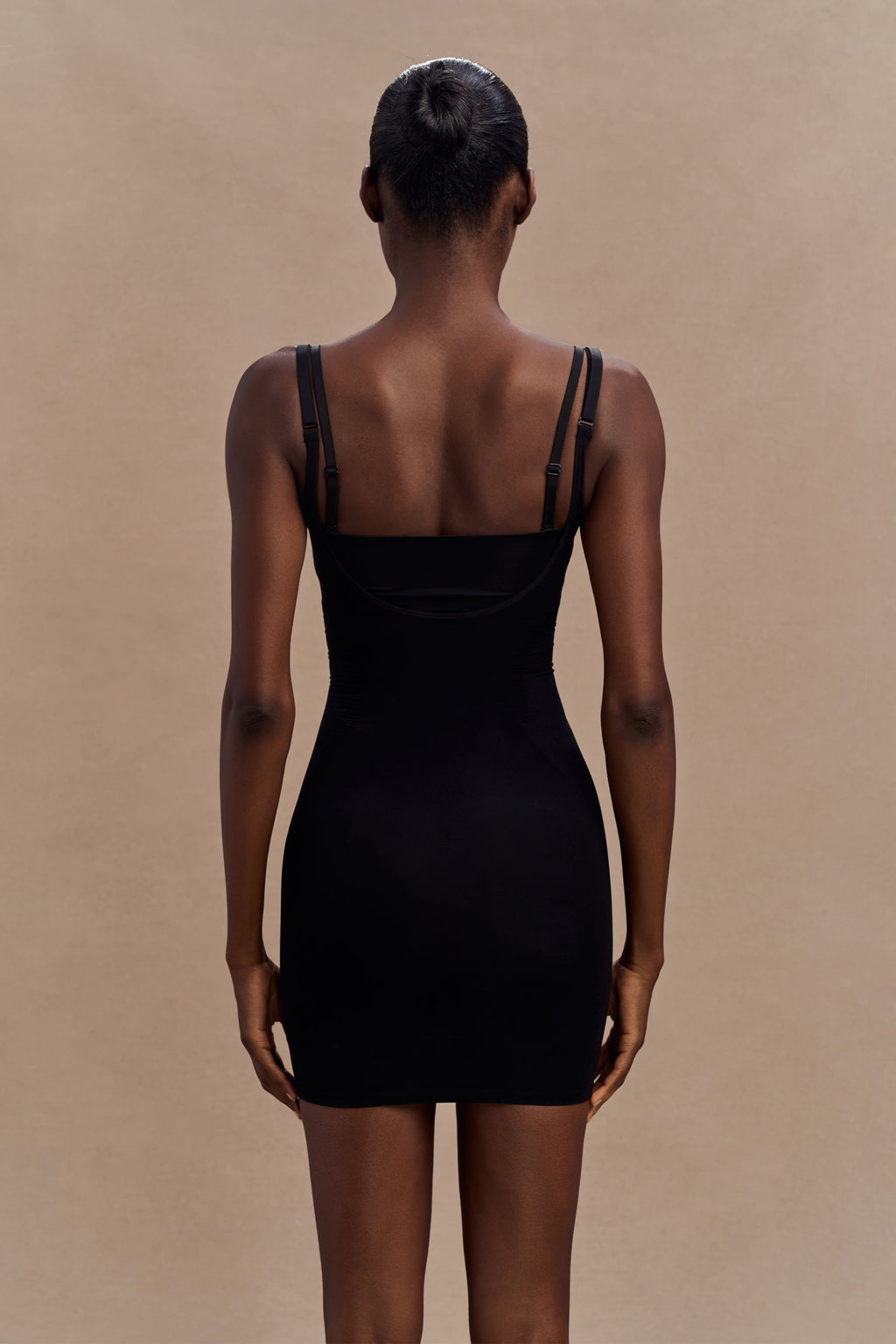 Jocelyn Backless Shapewear Mini Dress in Black – Chic&Drifts