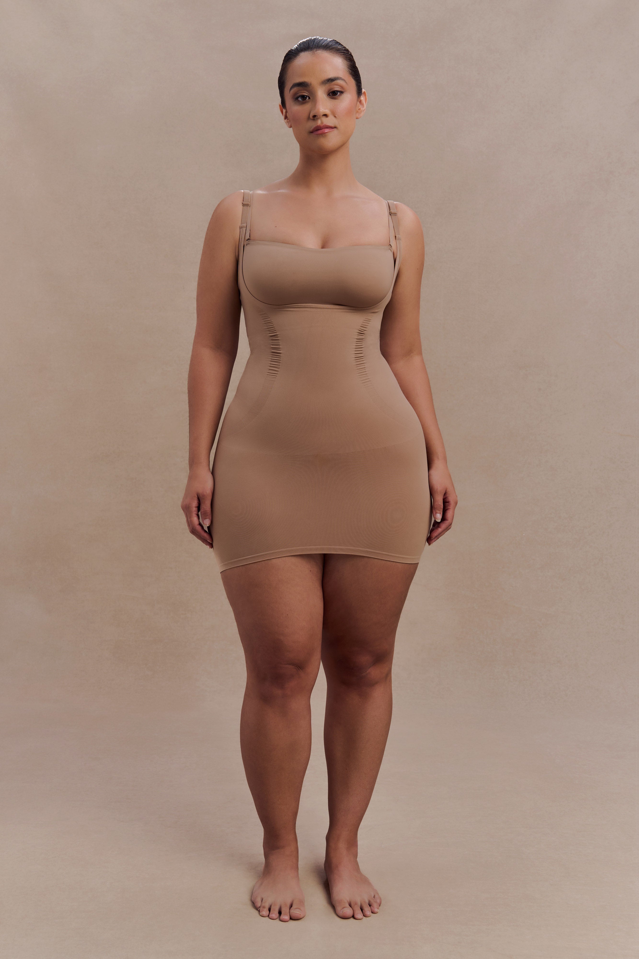 Jocelyn Backless Shapewear Mini Dress in Latte – Chic&Drifts