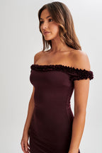 Arielle Off Shoulder Ruffle Midi Dress in Plum – Chic&Drifts