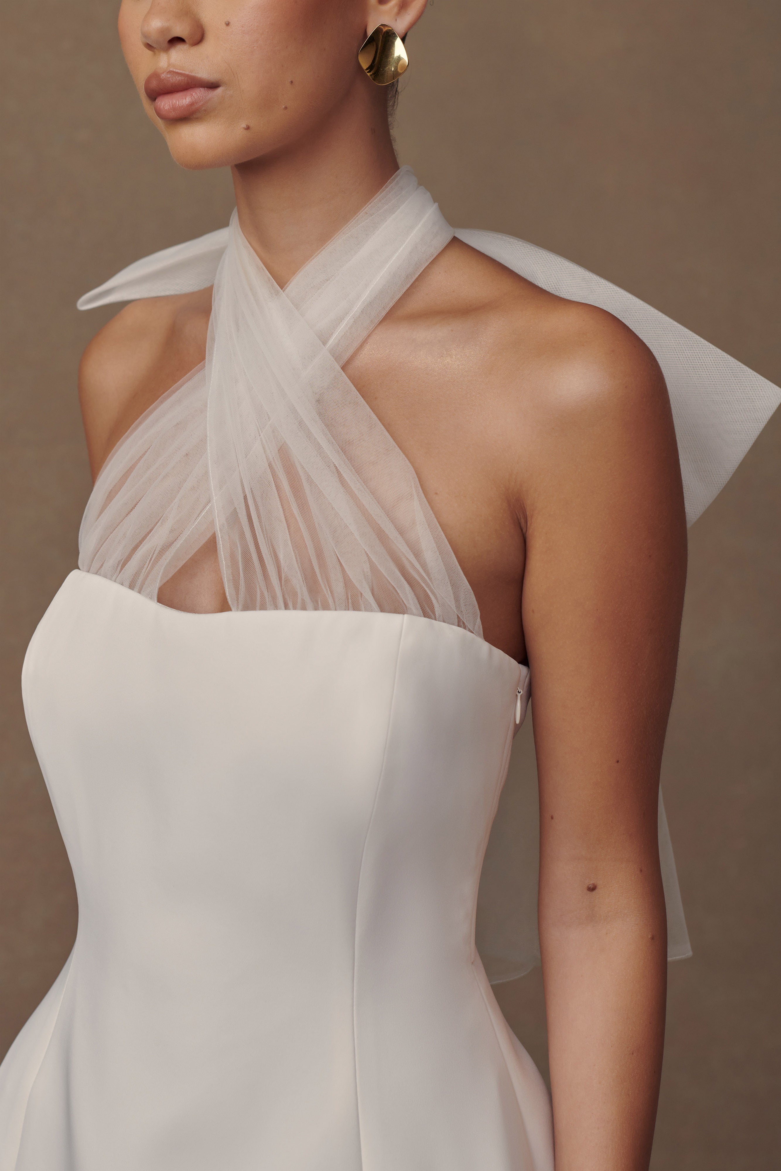 Maryam Tulle Bow Mini Dress in White – Chic&Drifts