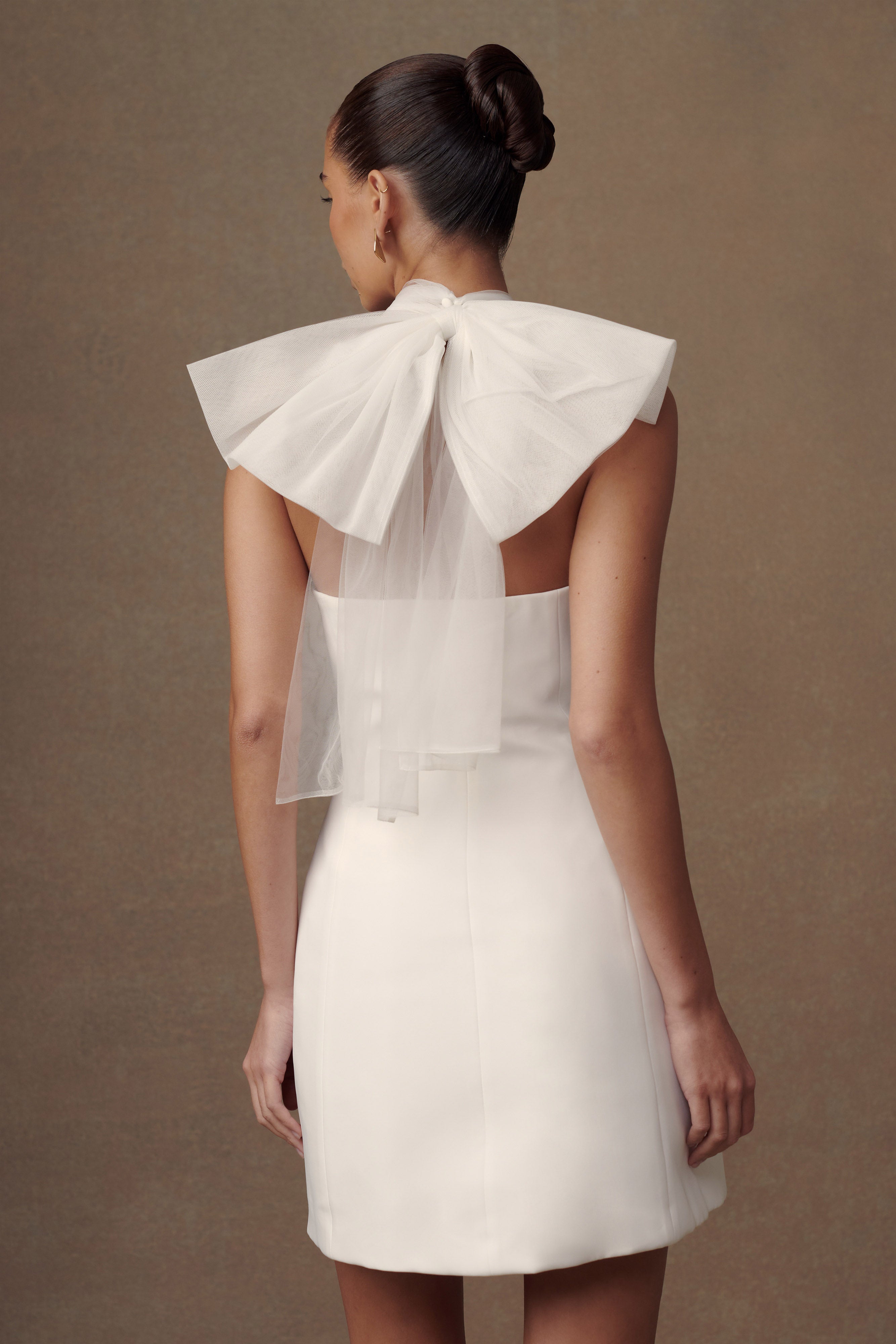 Maryam Tulle Bow Mini Dress in White – Chic&Drifts