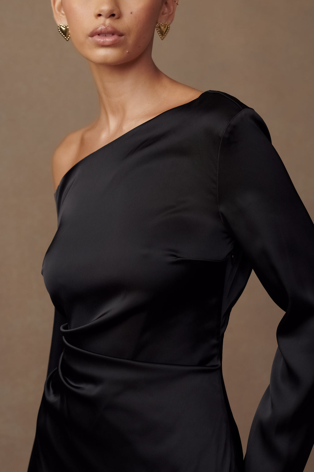 Avery Long Sleeve Maxi Dress in Black – Chic&Drifts