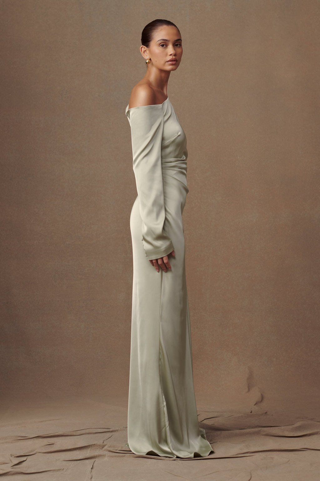 Avery Long Sleeve Maxi Dress in Sage – Chic&Drifts