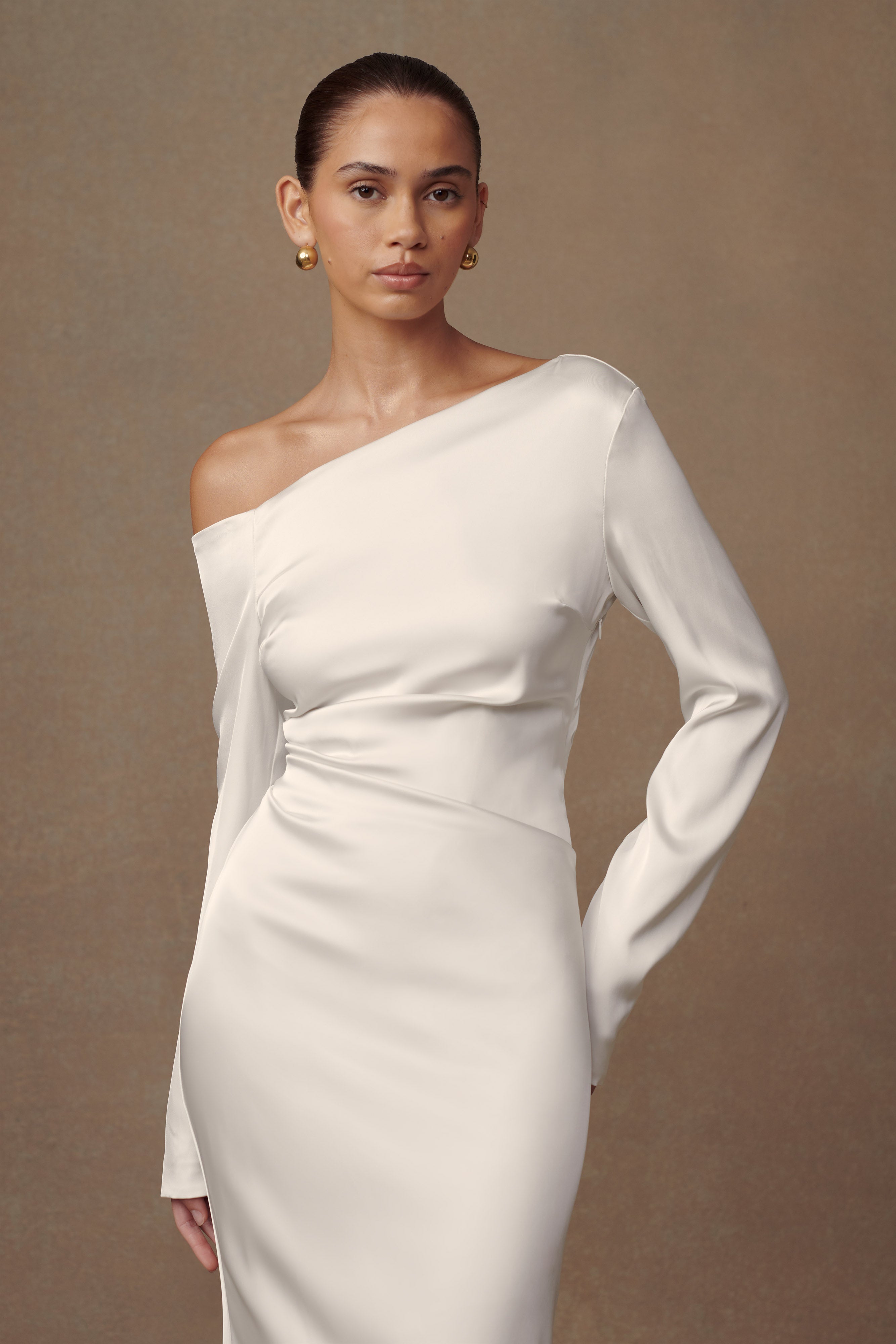 Avery Long Sleeve Maxi Dress in Ivory – Chic&Drifts