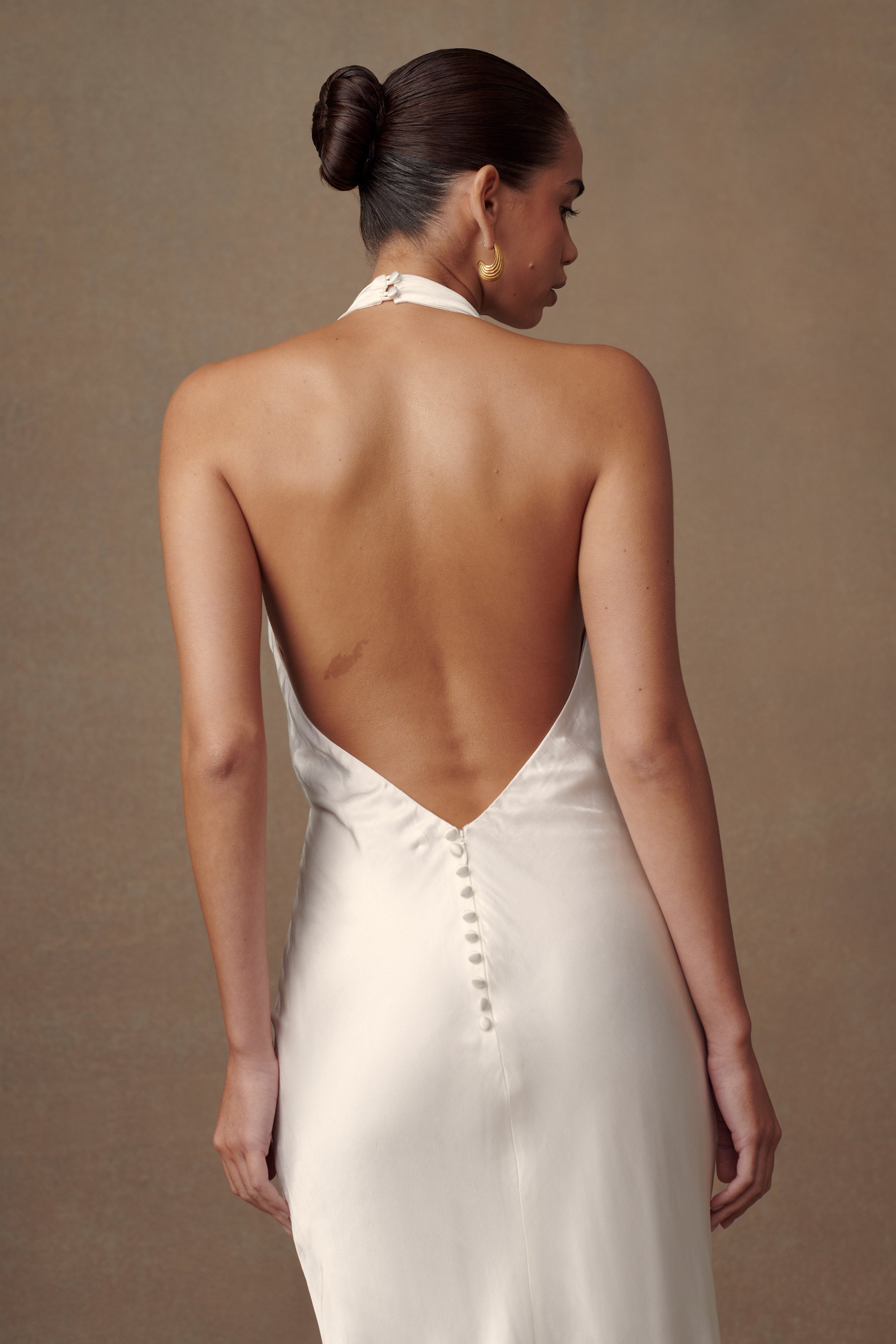 Esther Iridescent Satin Cowl Maxi Dress in Ivory – Chic&Drifts