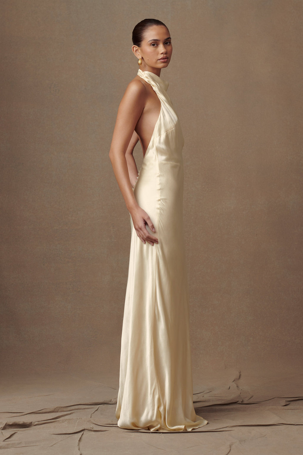 Esther Iridescent Satin Cowl Maxi Dress in Lemon Sorbet – Chic&Drifts