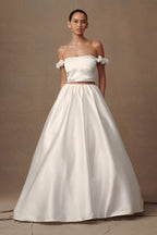 Karrie Cropped Satin Rose Bodice in White – Chic&Drifts