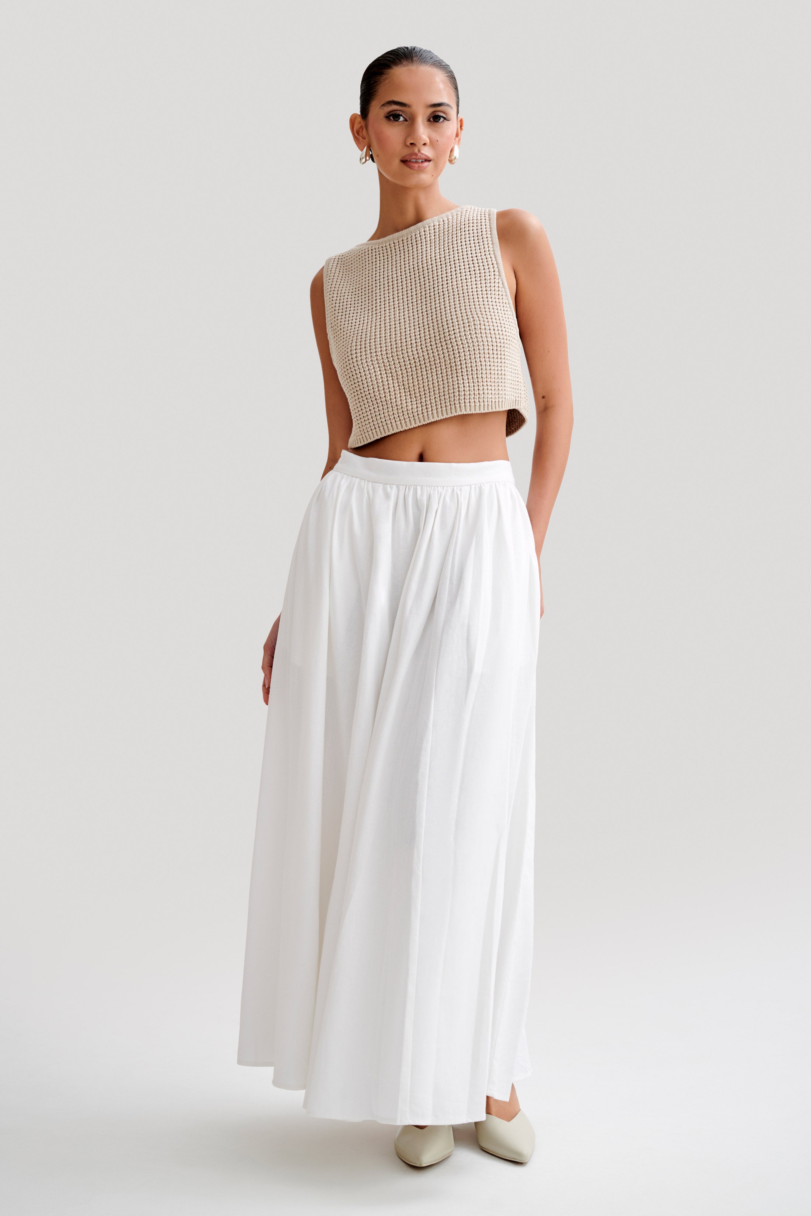 Clarence Linen A-Line Maxi Skirt in White – Chic&Drifts